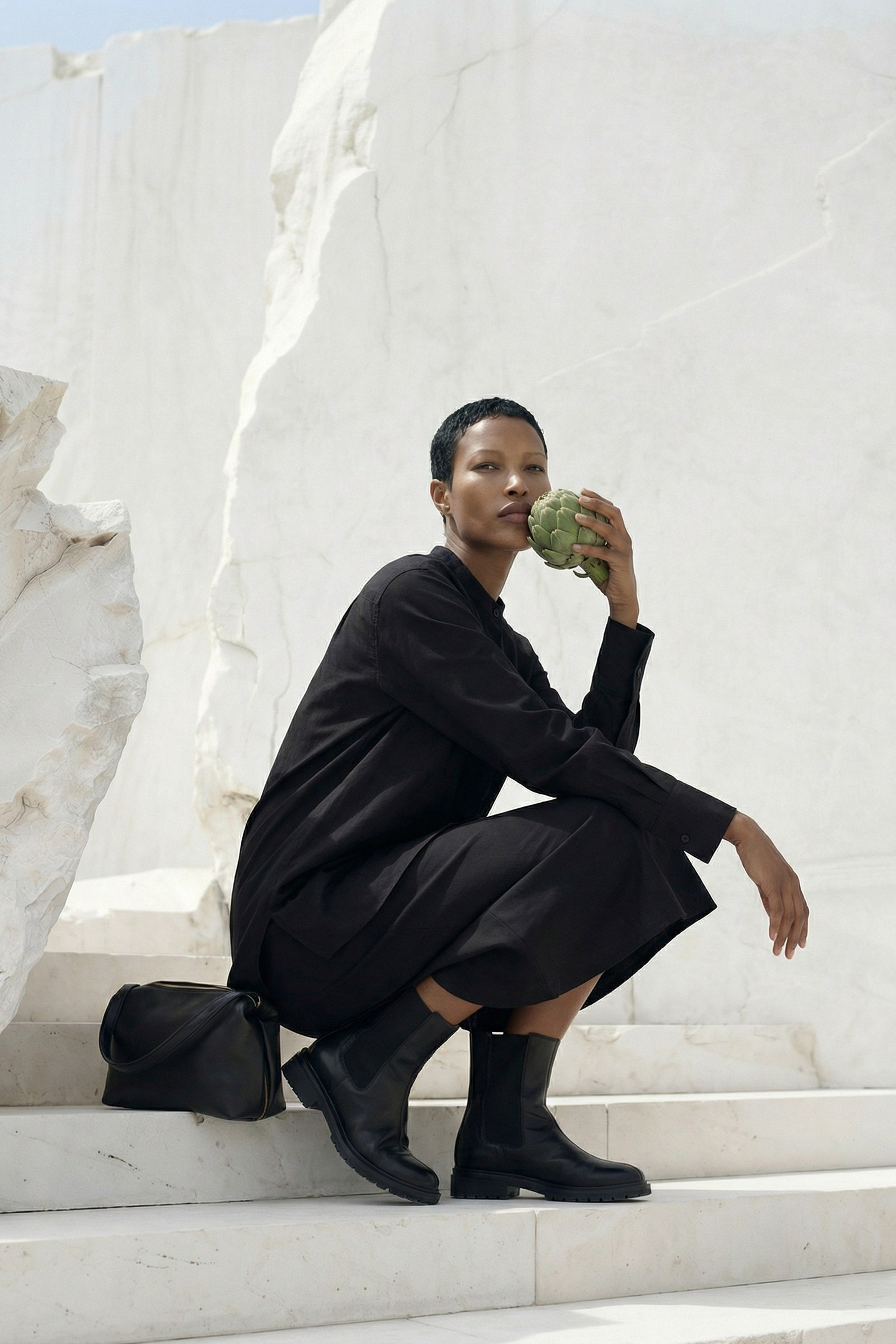 Jil Sander — концептуальная AI fashion-серия с артишоком | jl.art.ai.lab. Анна Карчмит — AI-художник. Эдиториал, нейрофотосессия и контент для fashion и beauty брендов