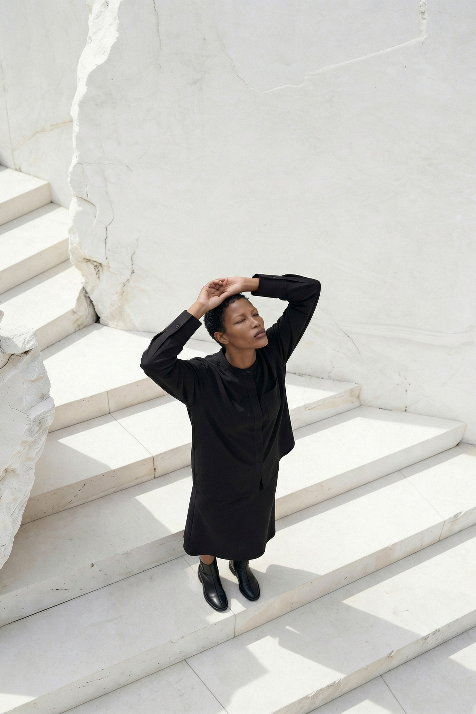 Jil Sander — концептуальная AI fashion-серия с артишоком | jl.art.ai.lab. Анна Карчмит — AI-художник. Эдиториал, нейрофотосессия и контент для fashion и beauty брендов