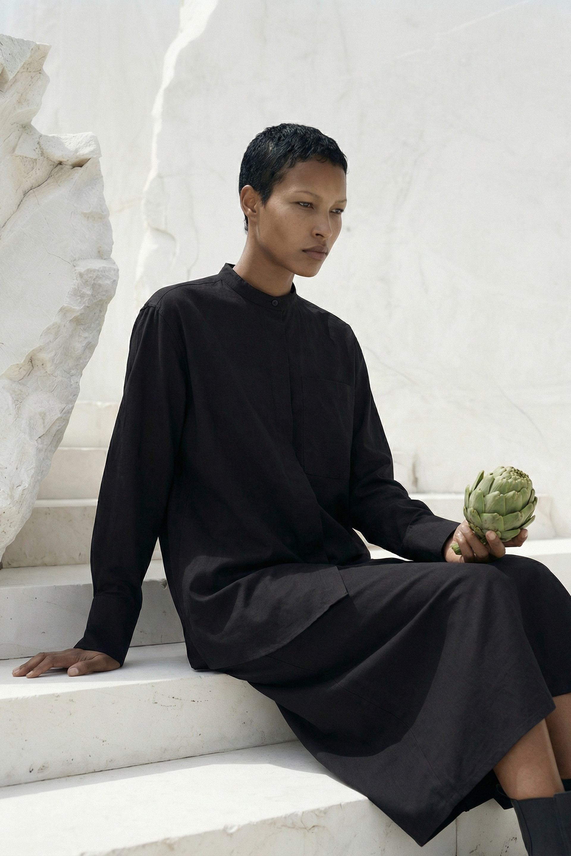 Jil Sander — концептуальная AI fashion-серия с артишоком | jl.art.ai.lab. Анна Карчмит — AI-художник. Эдиториал, нейрофотосессия и контент для fashion и beauty брендов