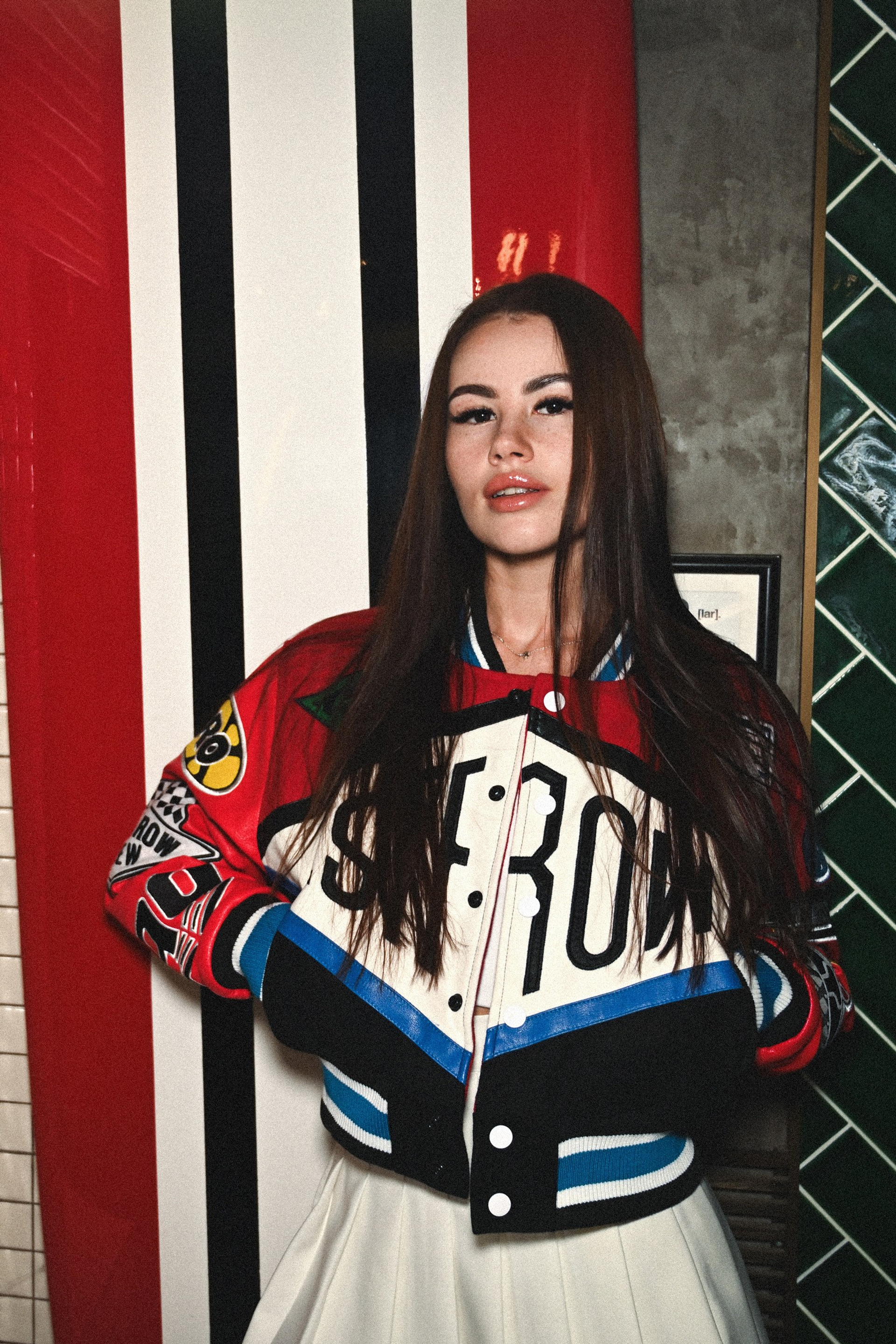 Студийная монохромная фотосессия с Дариной