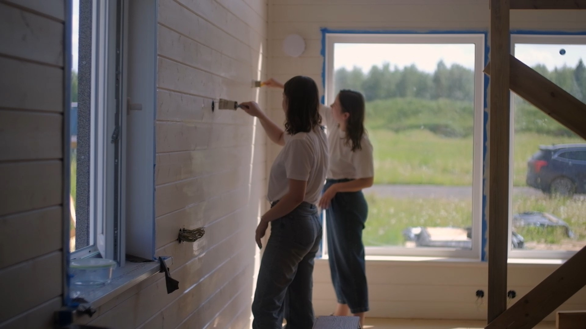 Мы все понимаем, но нам надо подраться. Сестры.