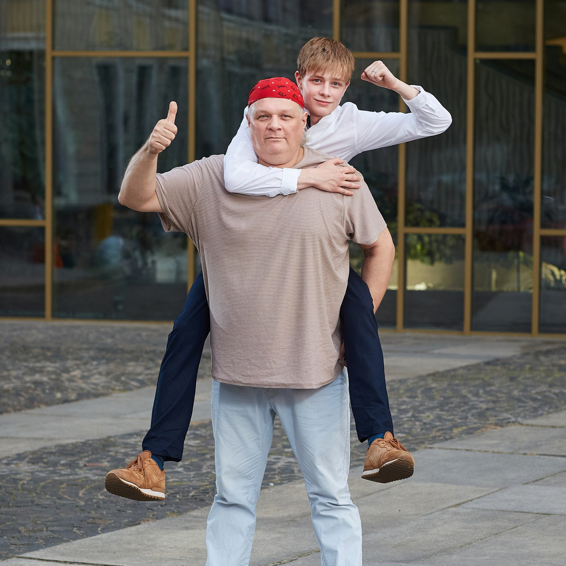 Фотосъемка выпускного. Школьный фотограф Сергей Беликов