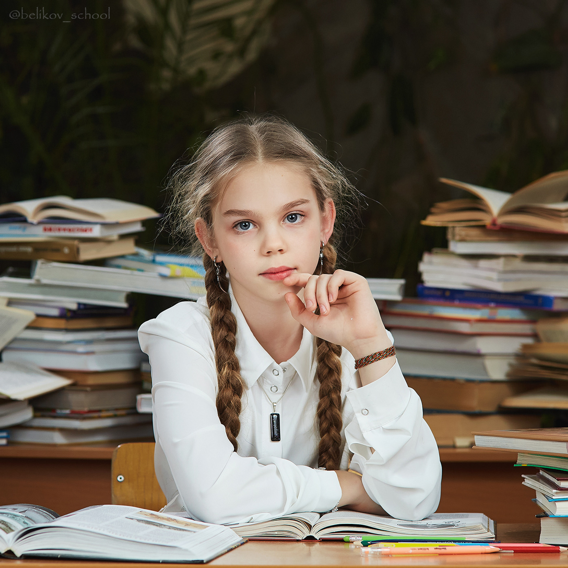 Школьные портреты и виньетка. Школьный фотограф Сергей Беликов