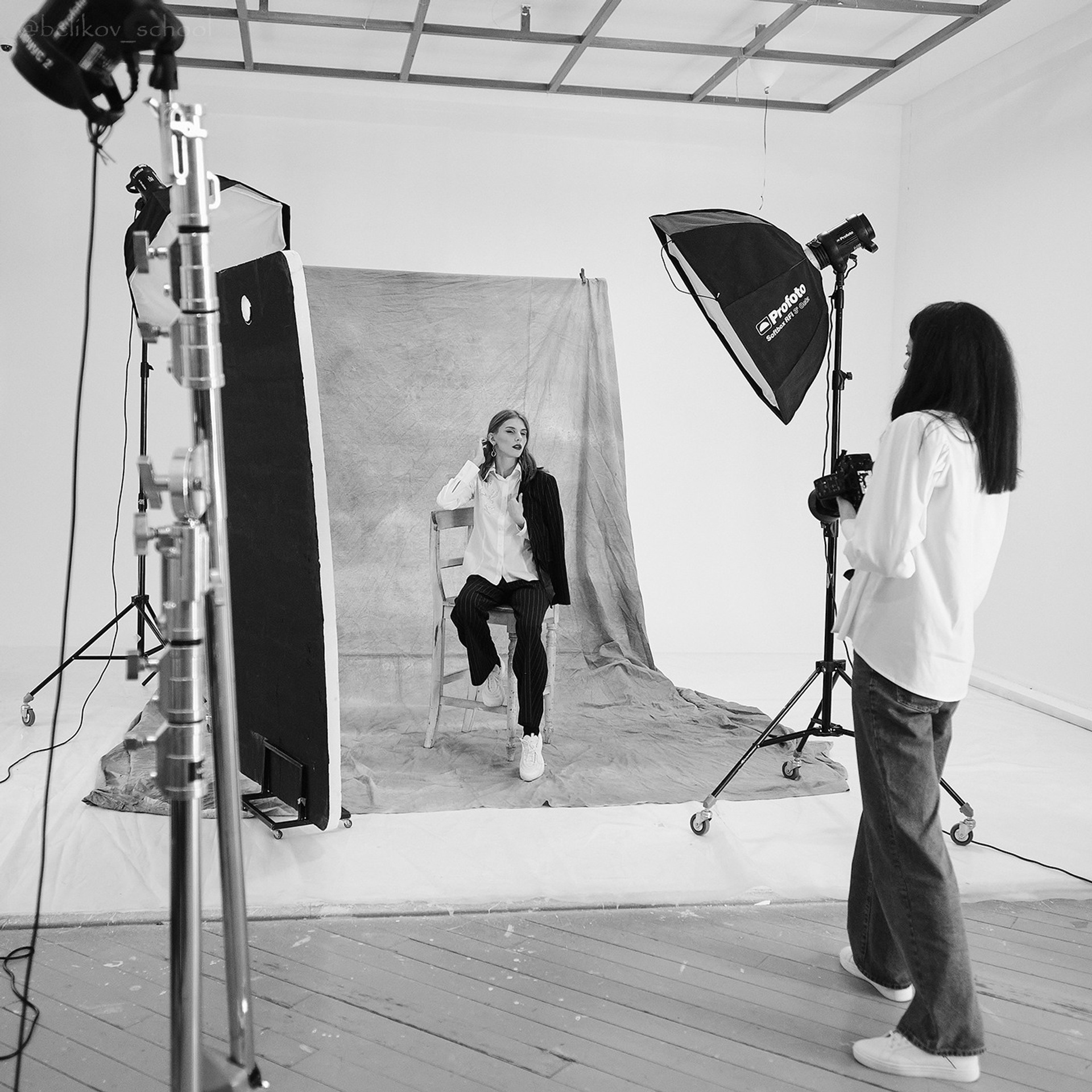 Что такое бэкстейдж. Школьный фотограф Сергей Беликов