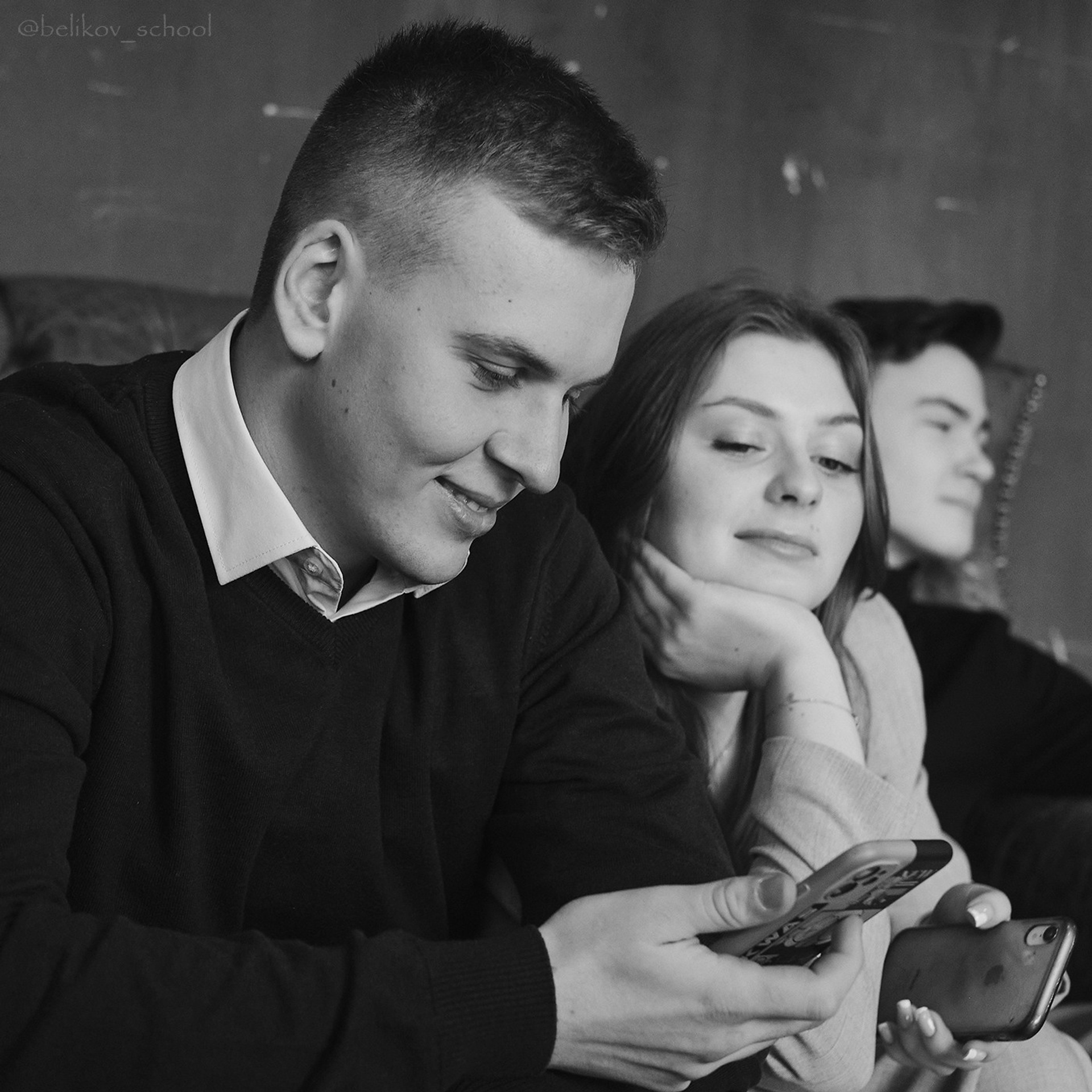 Что такое бэкстейдж. Школьный фотограф Сергей Беликов