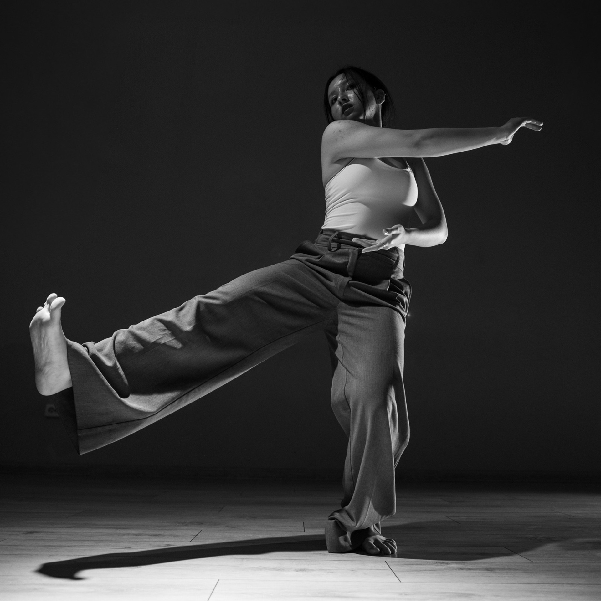 Пластический спектакль команды СЕВЕР «Голос ветра. Молчание мрамора». Репортажный фотограф в Казани Павел Серпокрылов