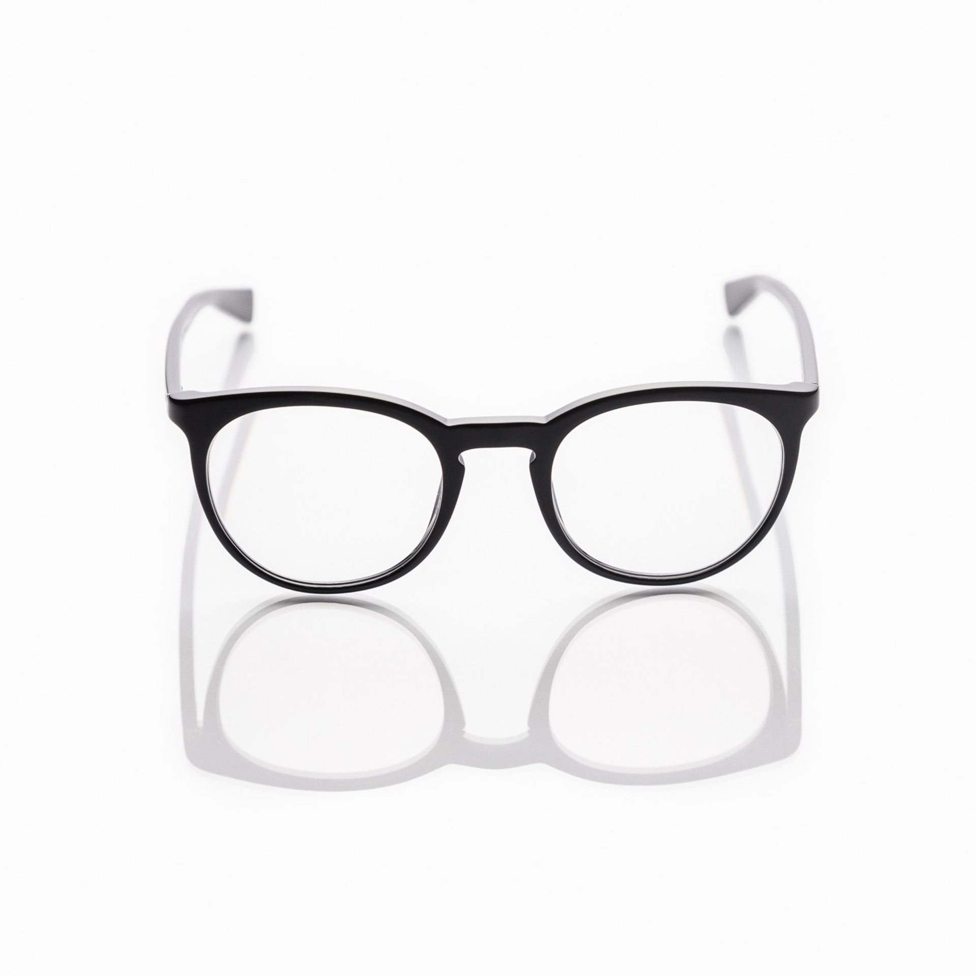 фото очков, форма линз, карточка товара, предметная съёмка