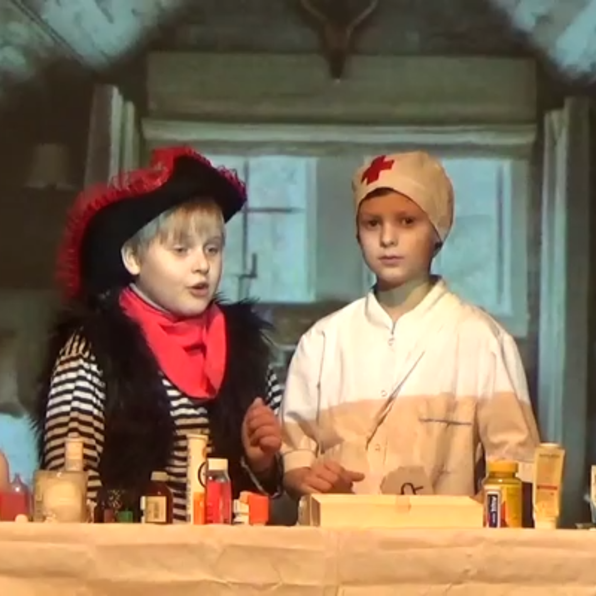 Доктор Айболит и Красная шапочка