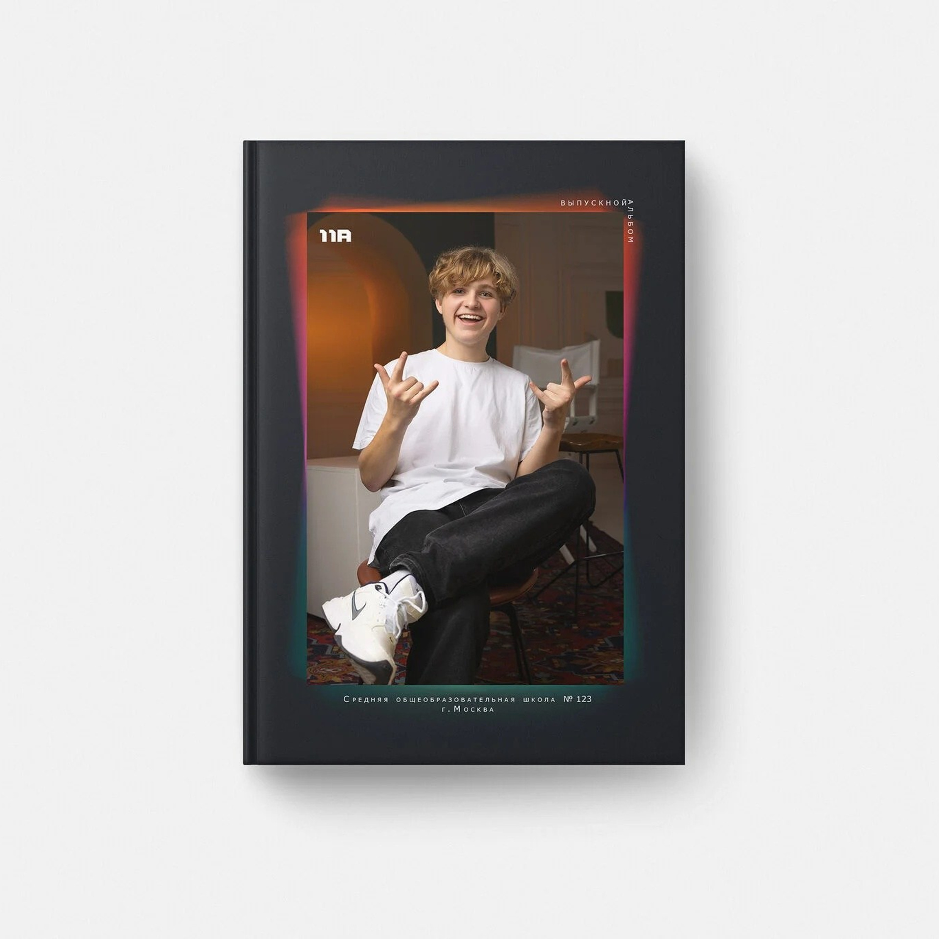 Варианты дизайнов 9-11 классы. GOTRA — выпускные альбомы в Тюмени