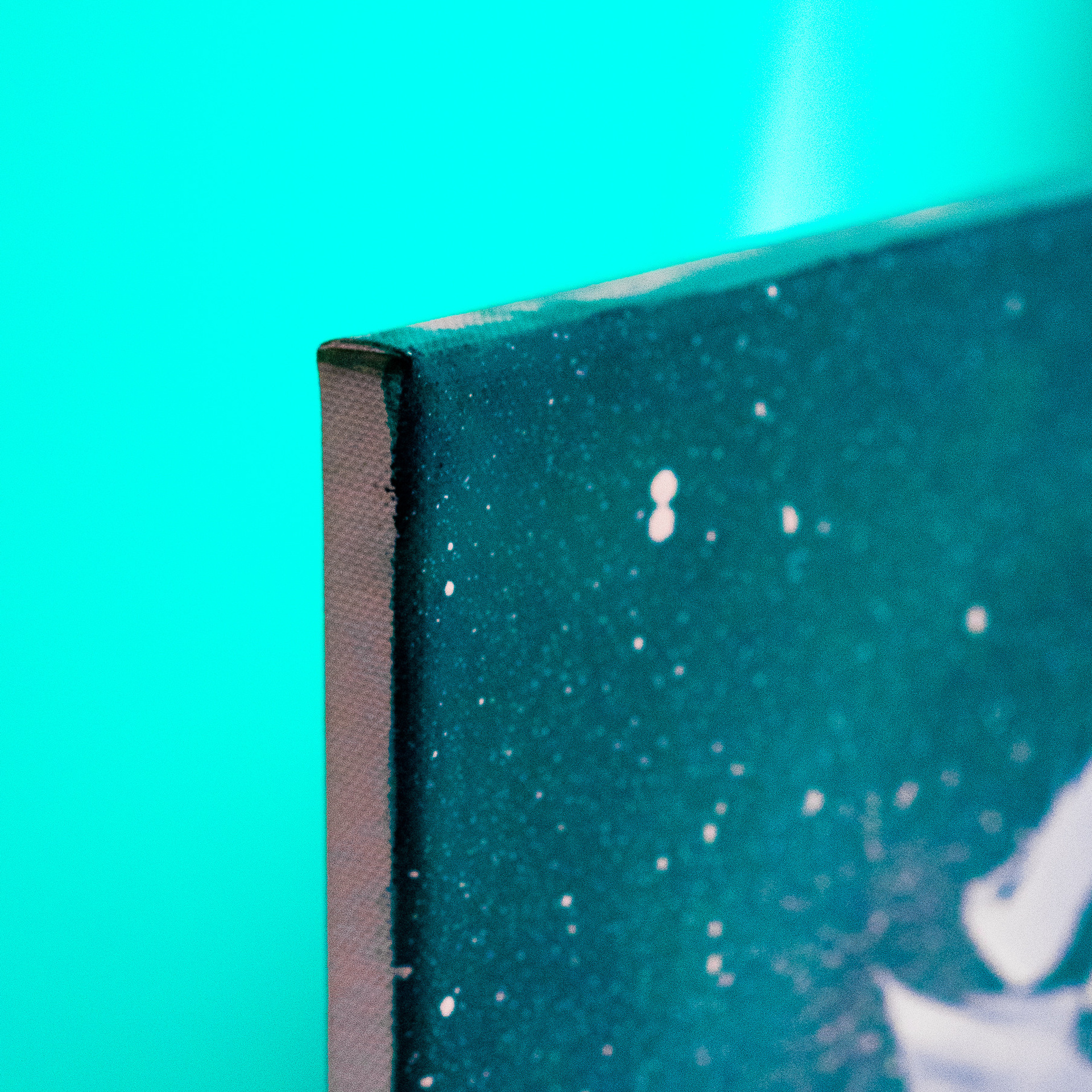 Каллиграфия на холстах со смыслом от Андрея Рэя (1)