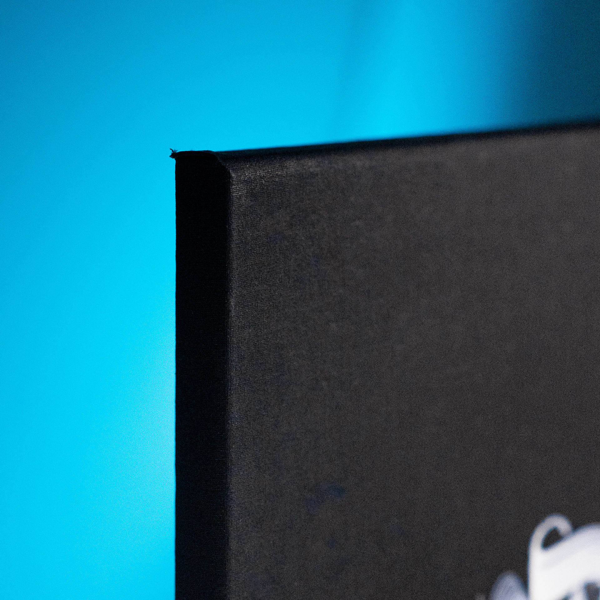 Каллиграфия на холстах со смыслом от Андрея Рэя (1)