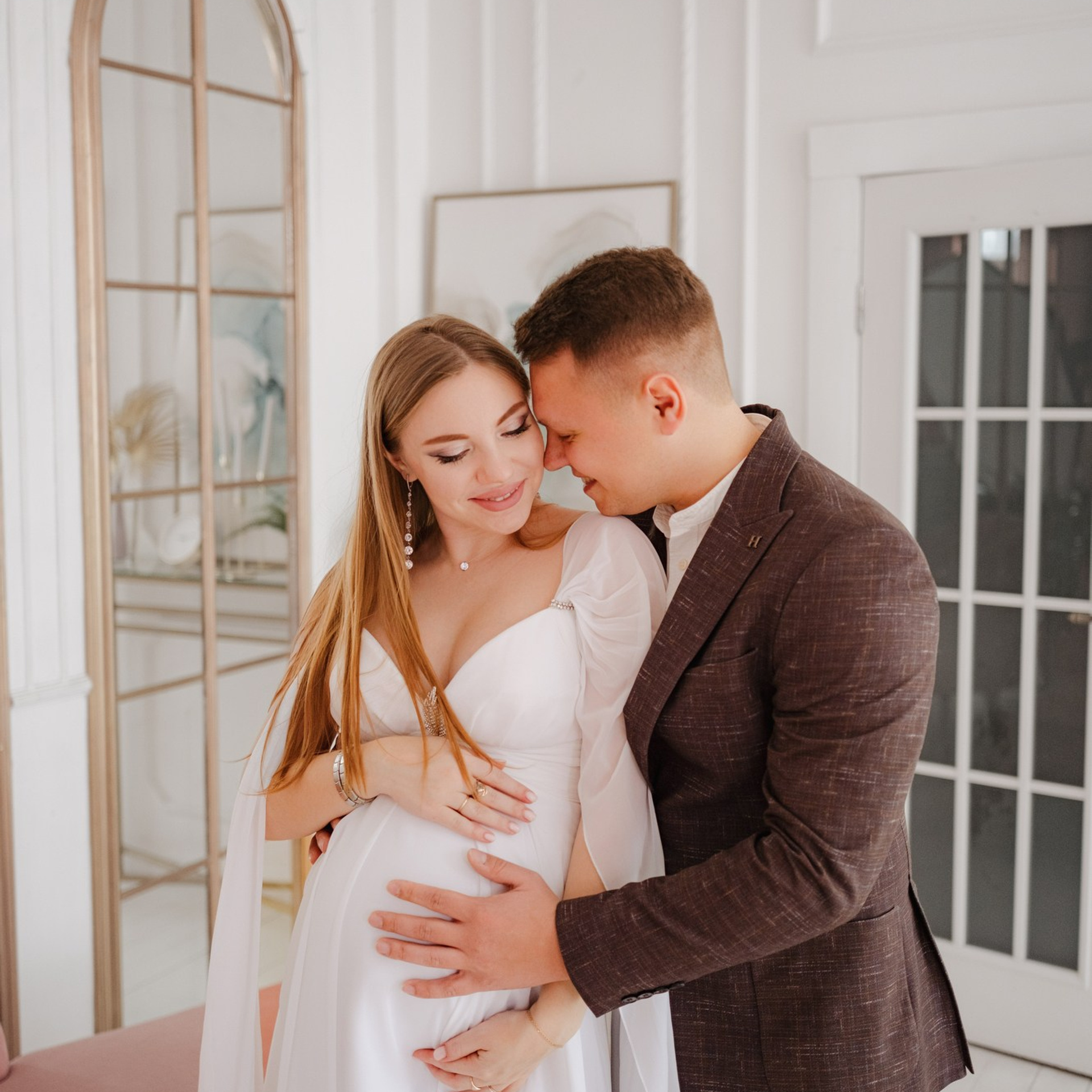 Беременная фотосессия в студии Краснодара. Фотограф в Сочи Краснодар Москва Руслан Поляков