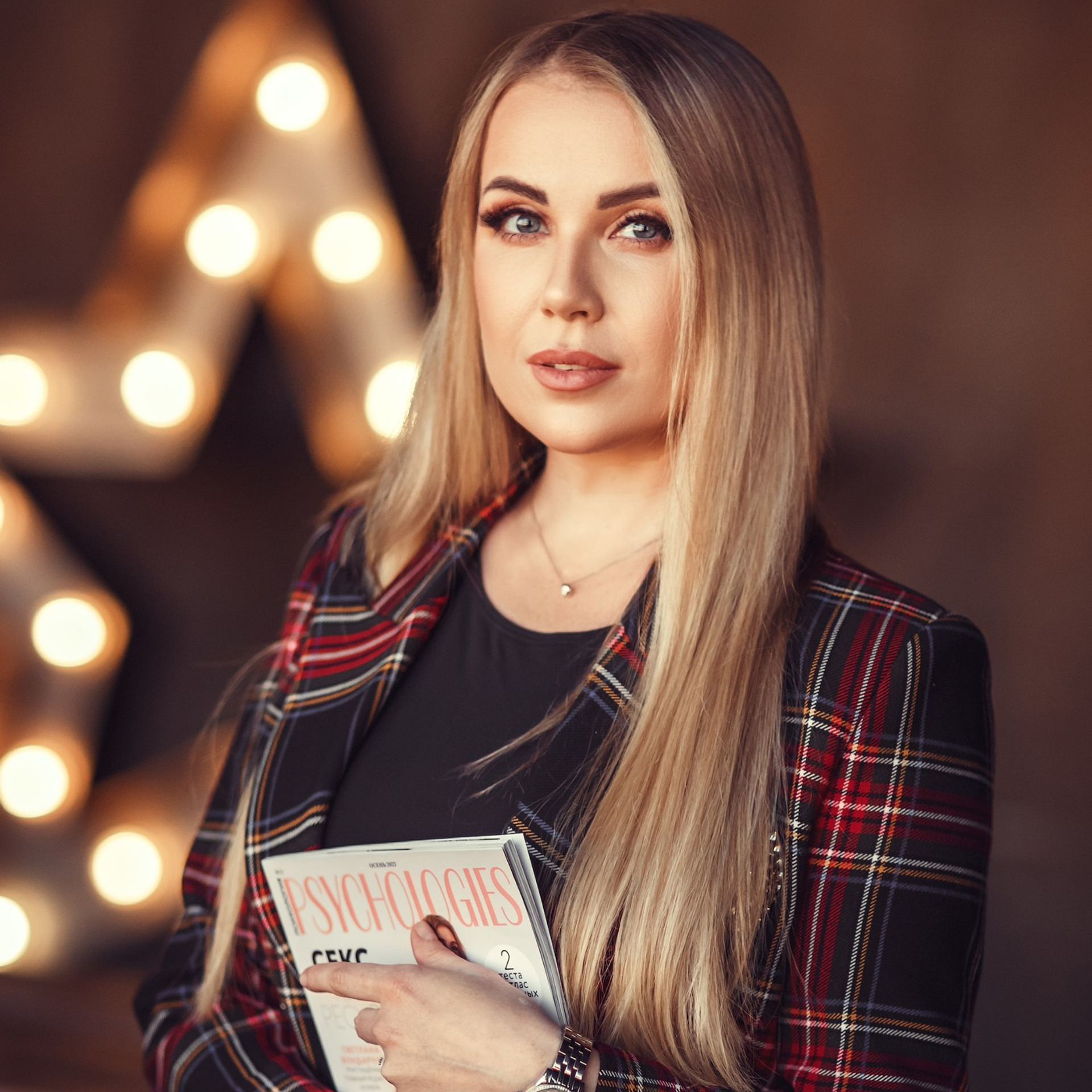 Кейс: 6 лет контент-производства для премиум-бренда B.Y.H.O — от личного блога до салона класса люкс. Профессиональный фотограф в Москве. Елена Шуваева