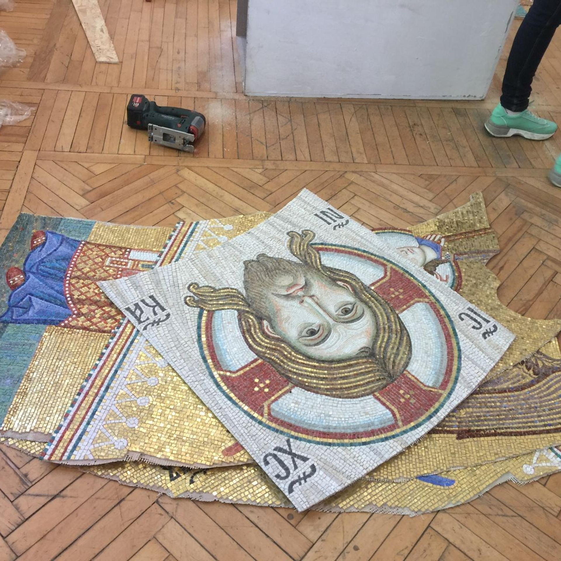 Выставка «ВОСКРЕСЕНЬЕ ХРИСТОВО». Ассоциация художников монументалистов г. Москва