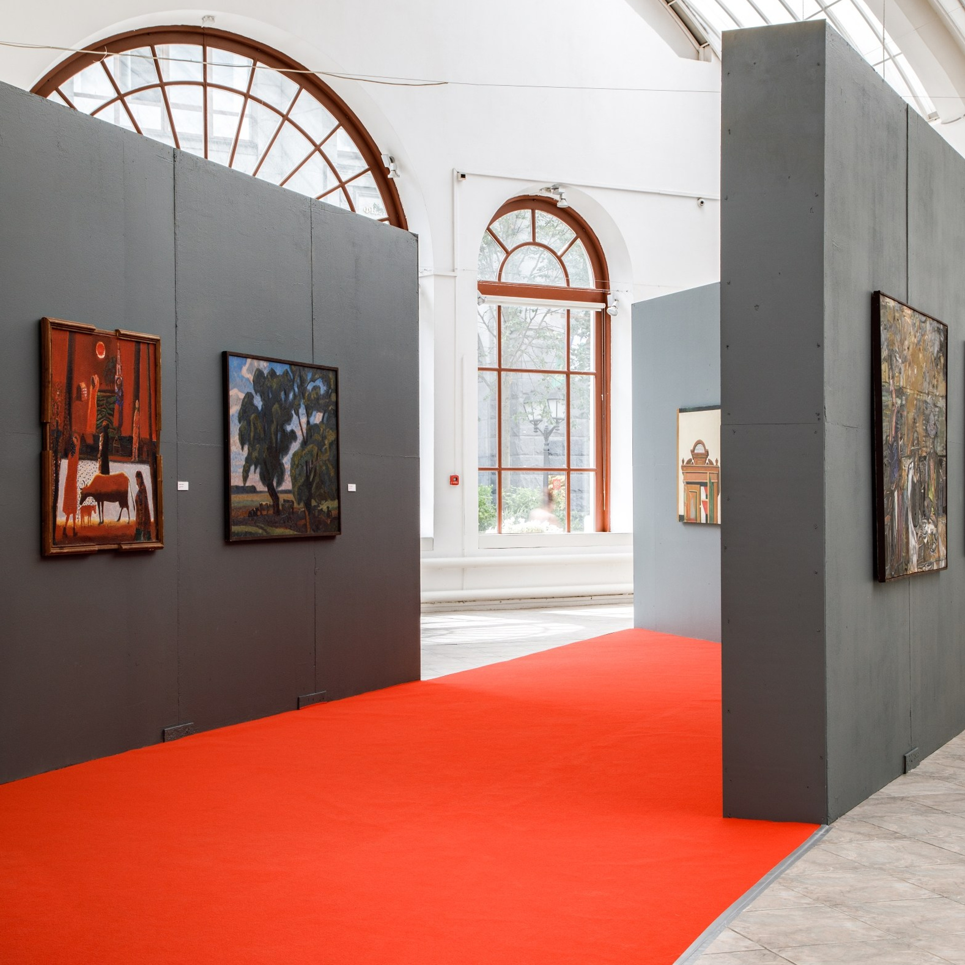 Выставка старшие товарищи