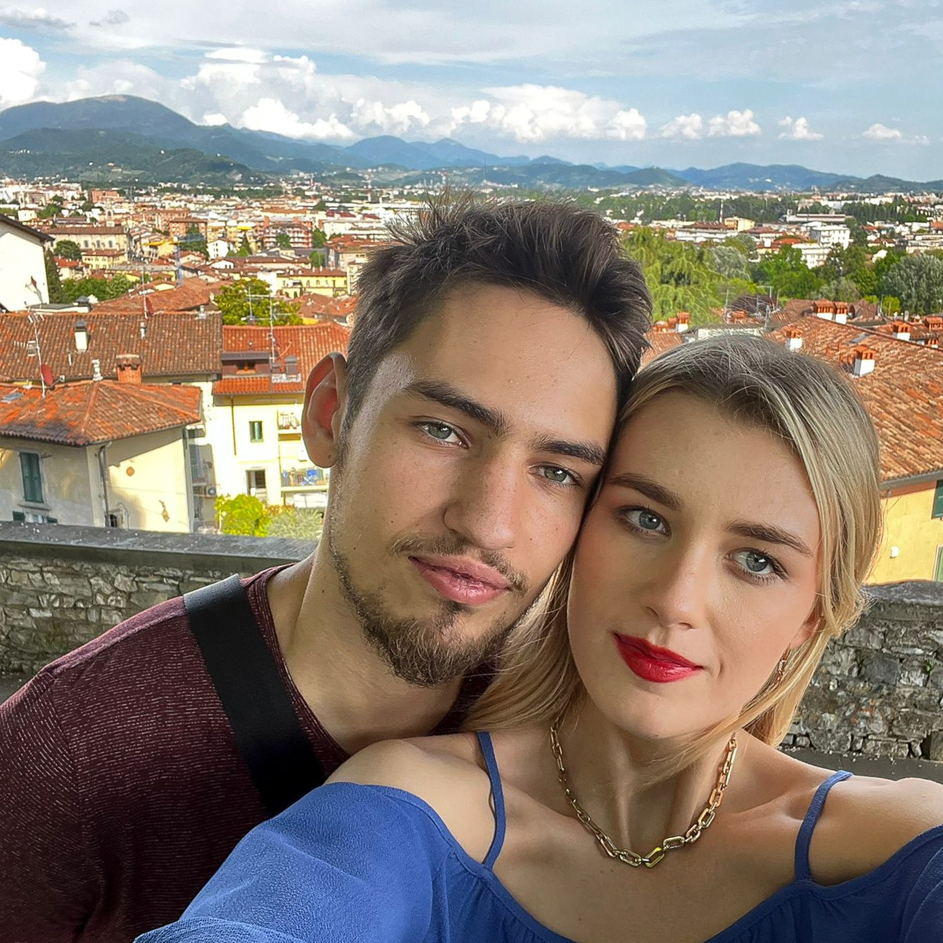 Biography. Artist Margarita Gusak