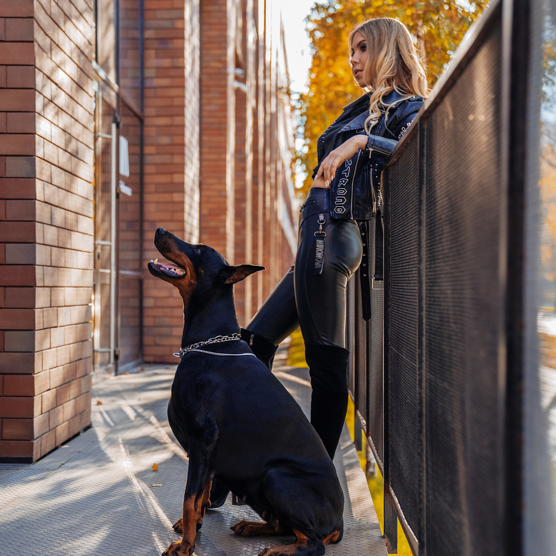 Фотосессия с Доберманом. Фотограф ОСОБЕННЫХ историй в Туле Свищенкова Виктория