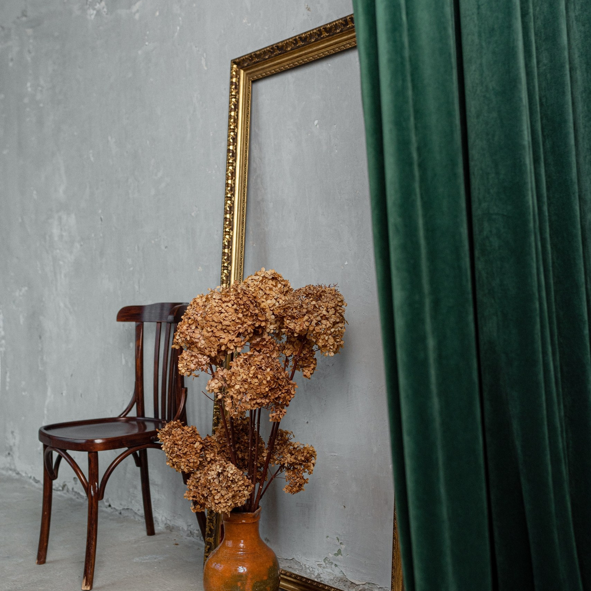 Актуальный интерьер фотостудий Брянска на Ноябрь, Декабрь 2025 и начала Января 2026