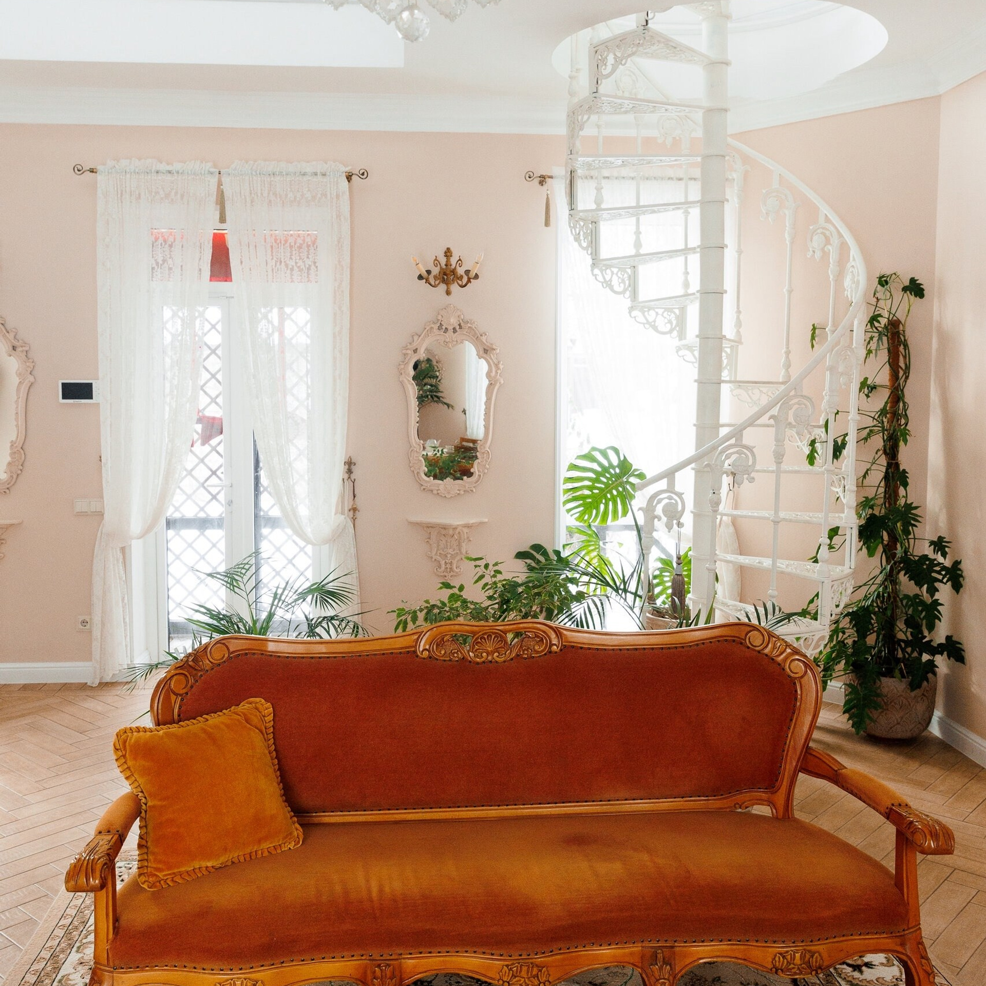 Актуальный интерьер фотостудий Брянска на Ноябрь, Декабрь 2025 и начала Января 2026