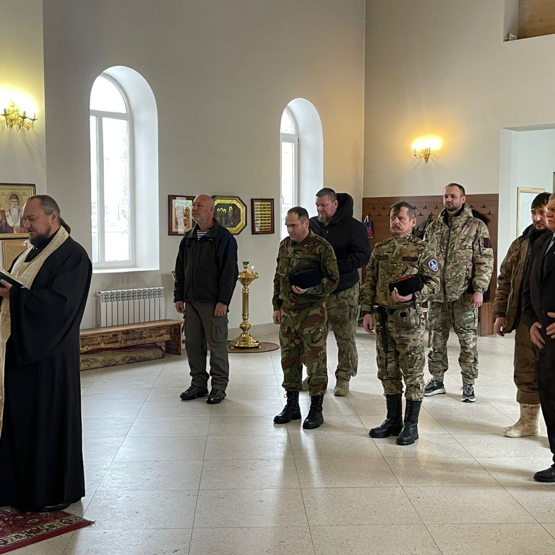 Совершен молебен перед отправкой гуманитарной помощи. Саратовское Юго-Западное благочиние