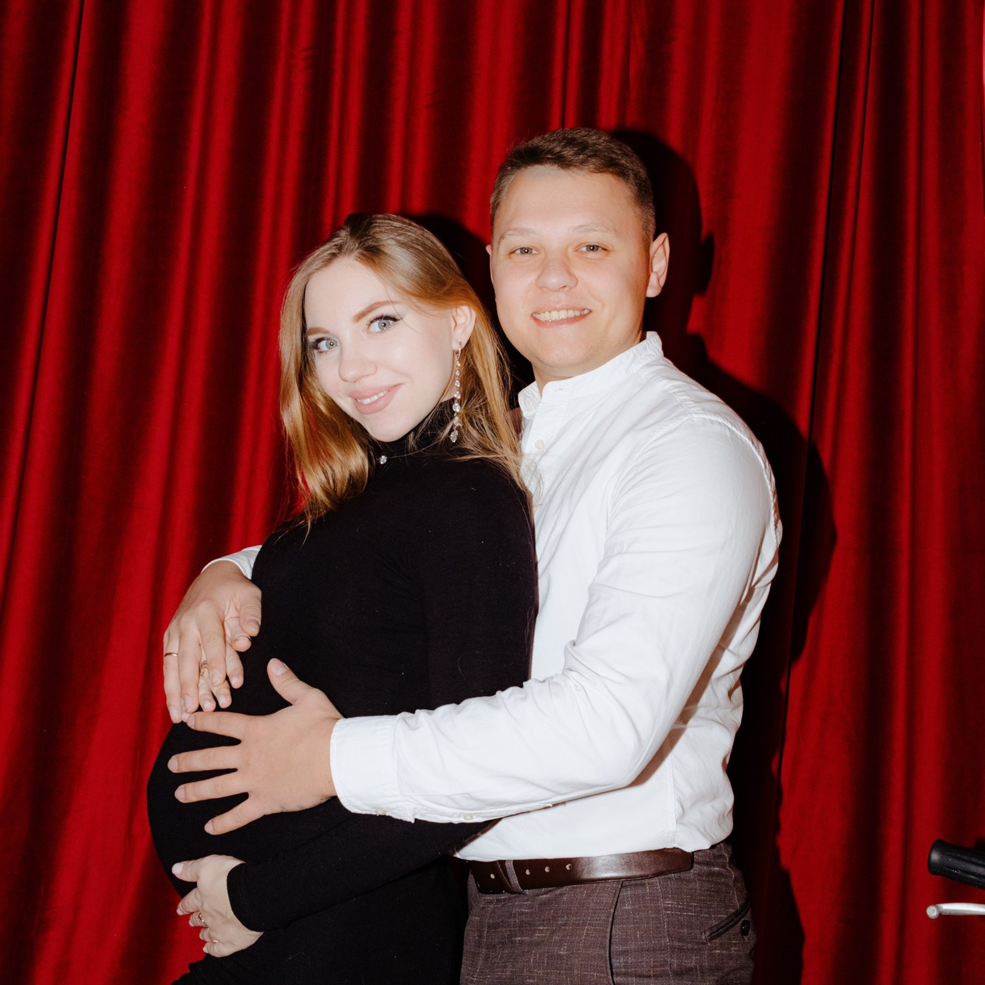 Беременная фотосессия в студии Краснодара. Фотограф в Сочи Краснодар Москва Руслан Поляков