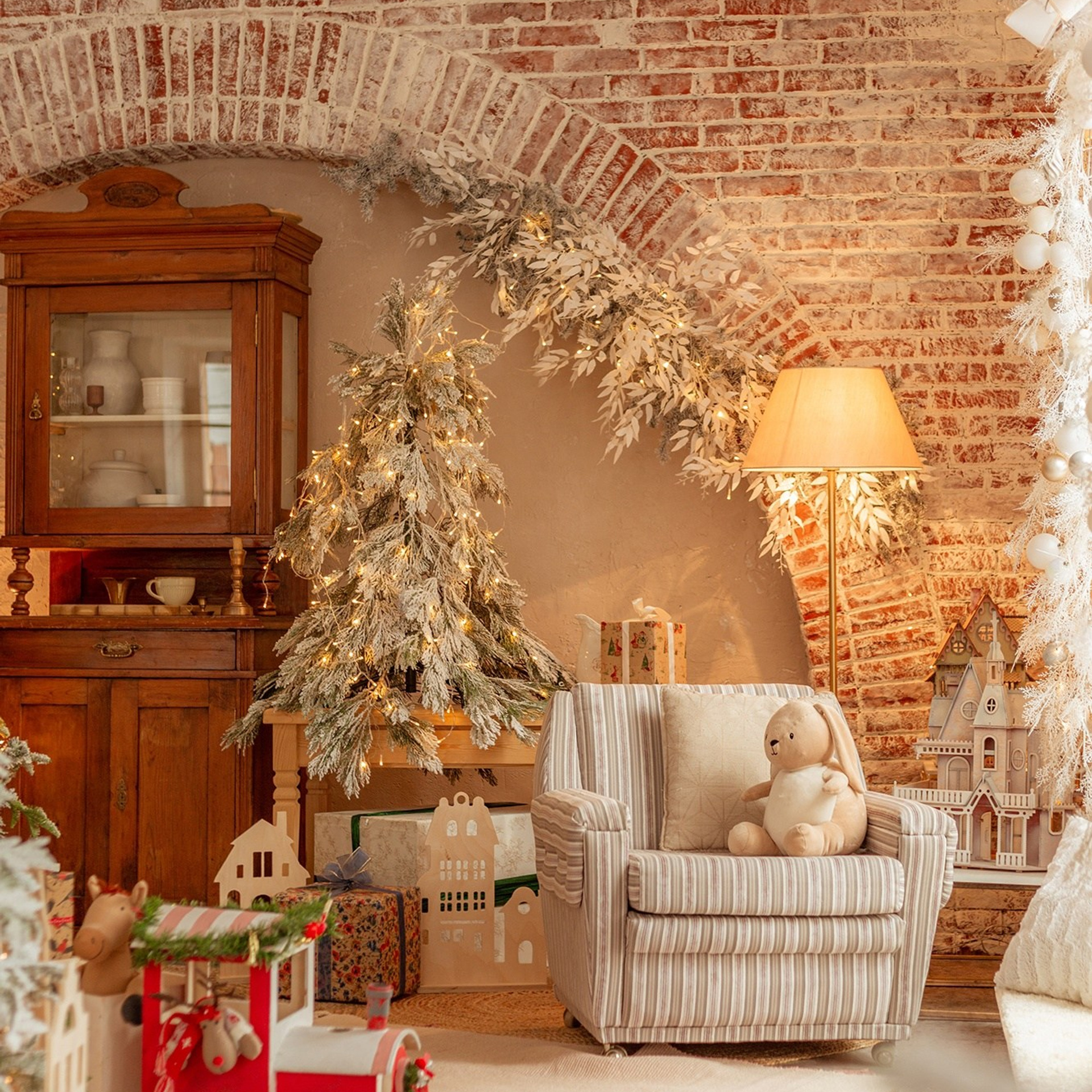 Фотостудия Fatatoom, Малый зал. Женский и семейный фотограф в Тюмени Пашнина Ольга