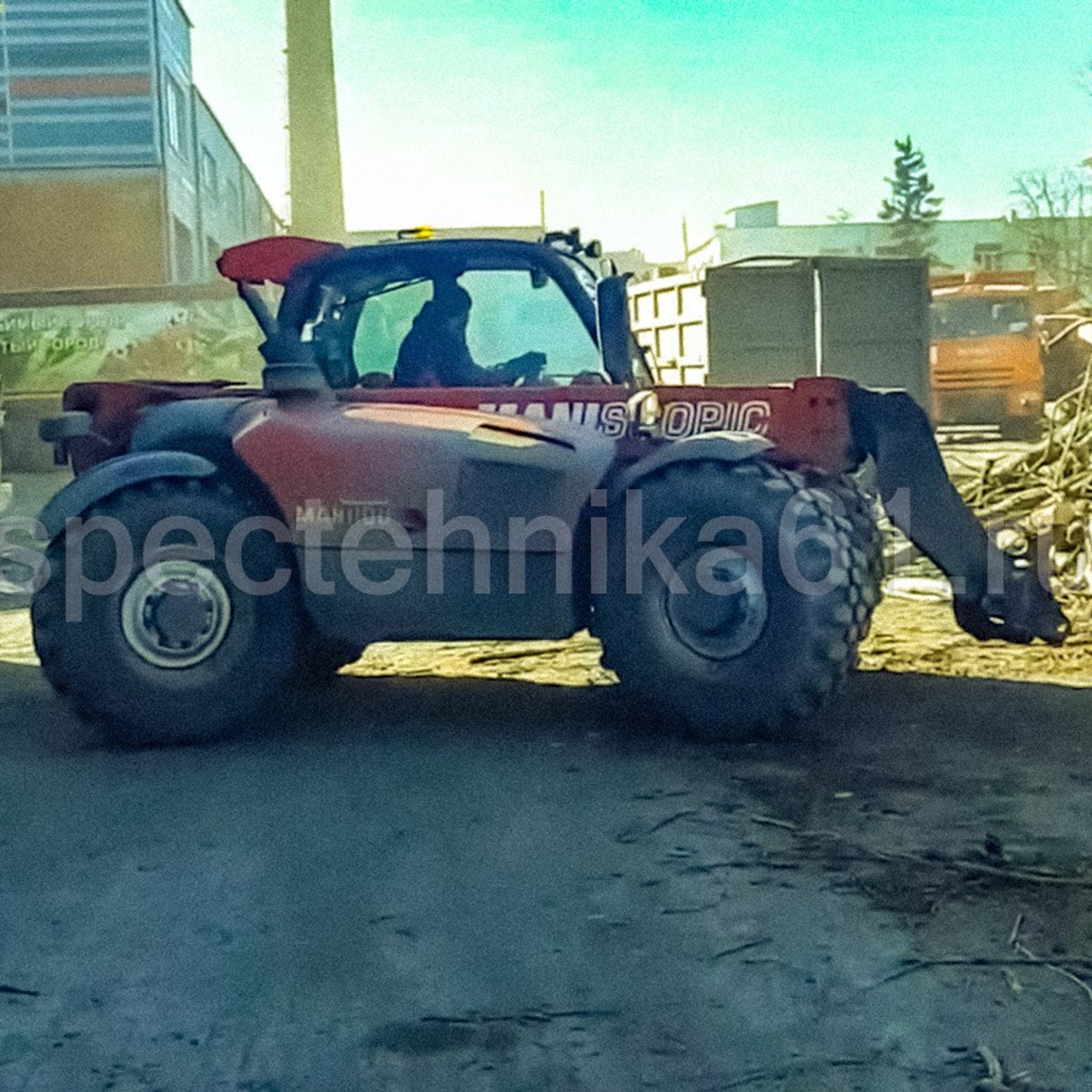 Фото: Наша спецтехника в действии. Аренда спецтехники в Ростове-на-Дону и других регионах