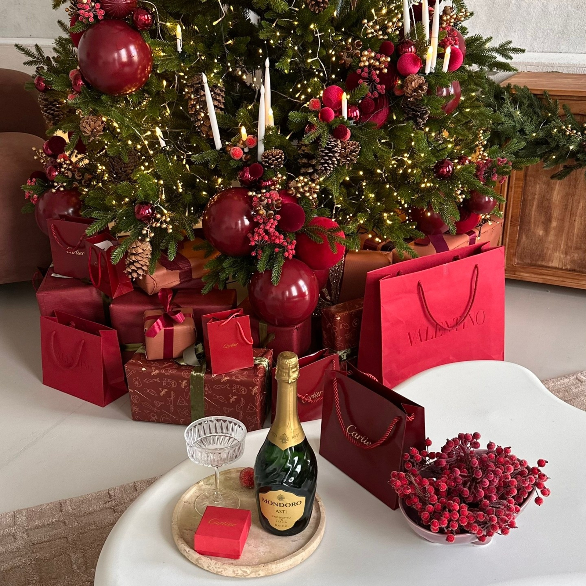 MY PLACE (Зал «Content»)