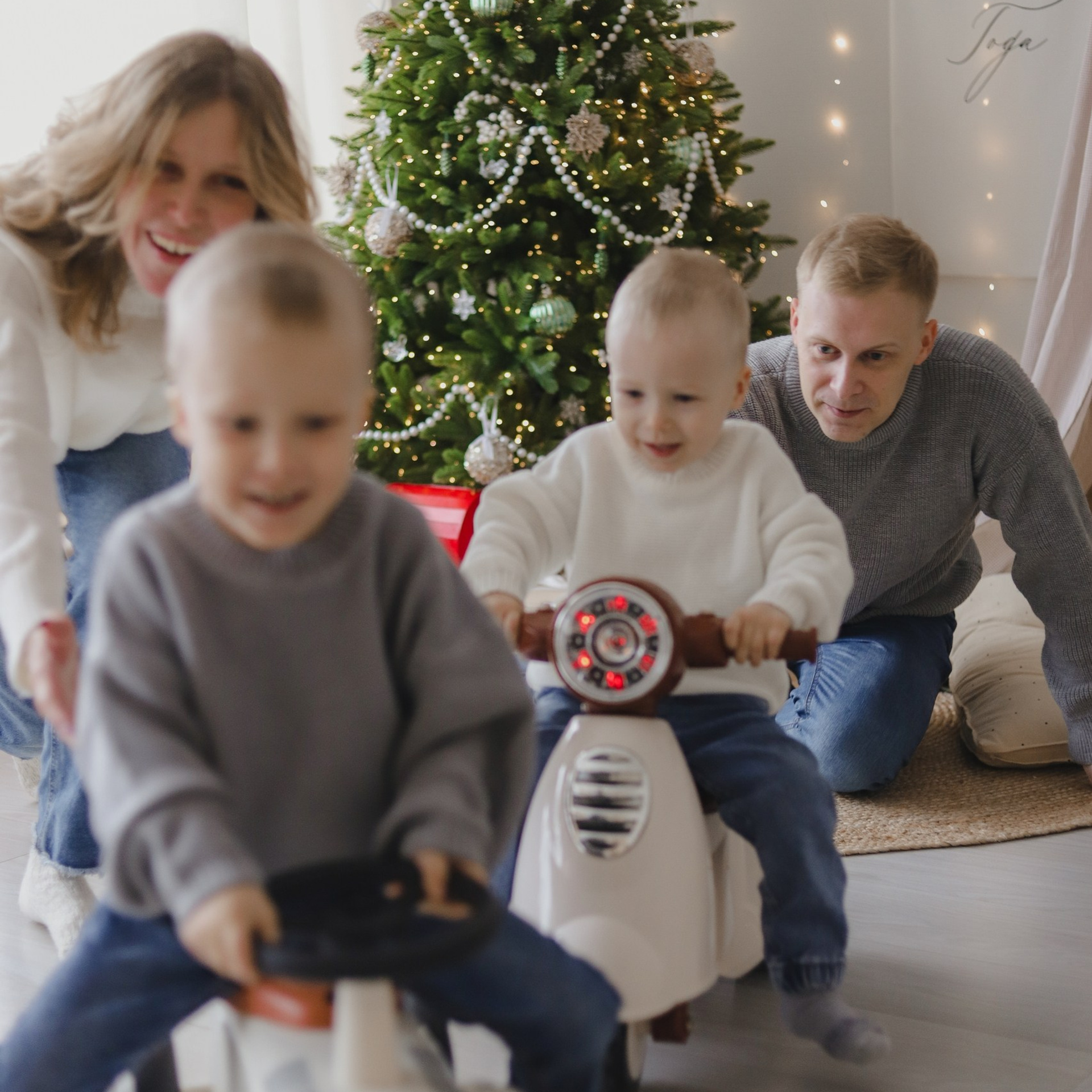 Вечерний фотодень в зале «Grey» с проектором. Фотостудия LIGHT в Люберцах