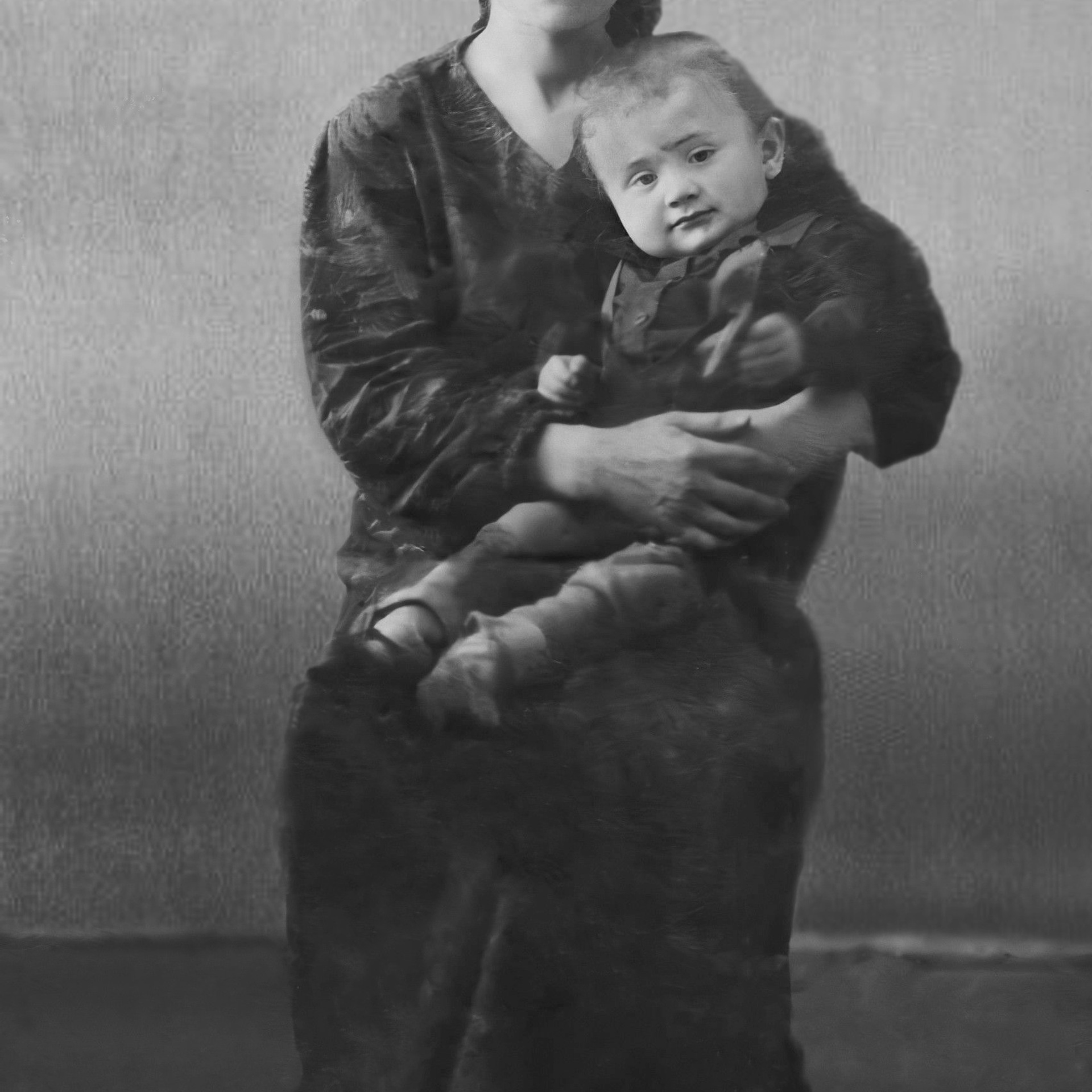 Ретушь старых фотографий. Графический Дизайнер Скалкина Дарья