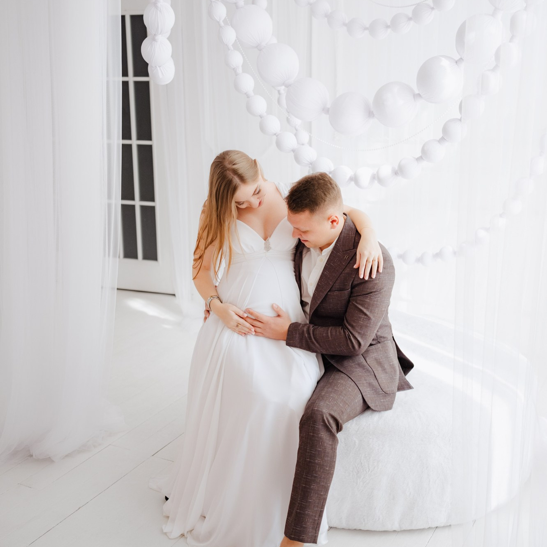 Беременная фотосессия в студии Краснодара. Фотограф в Сочи Краснодар Москва Руслан Поляков