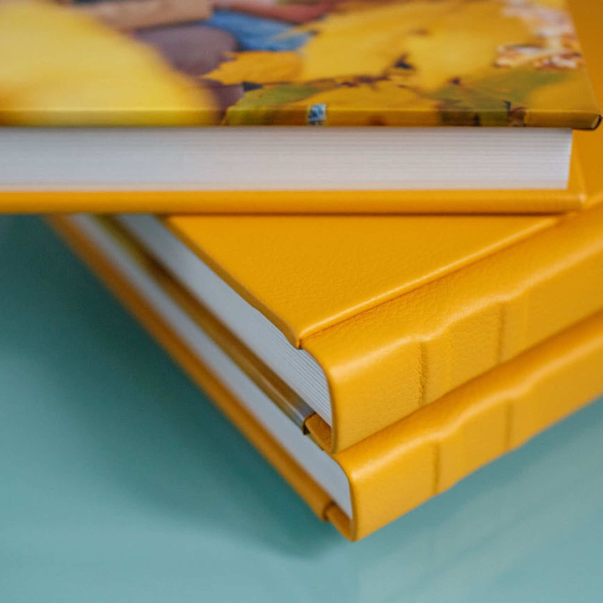 Желтая фотокнига. Фотограф в Москве Татьяна Байкова