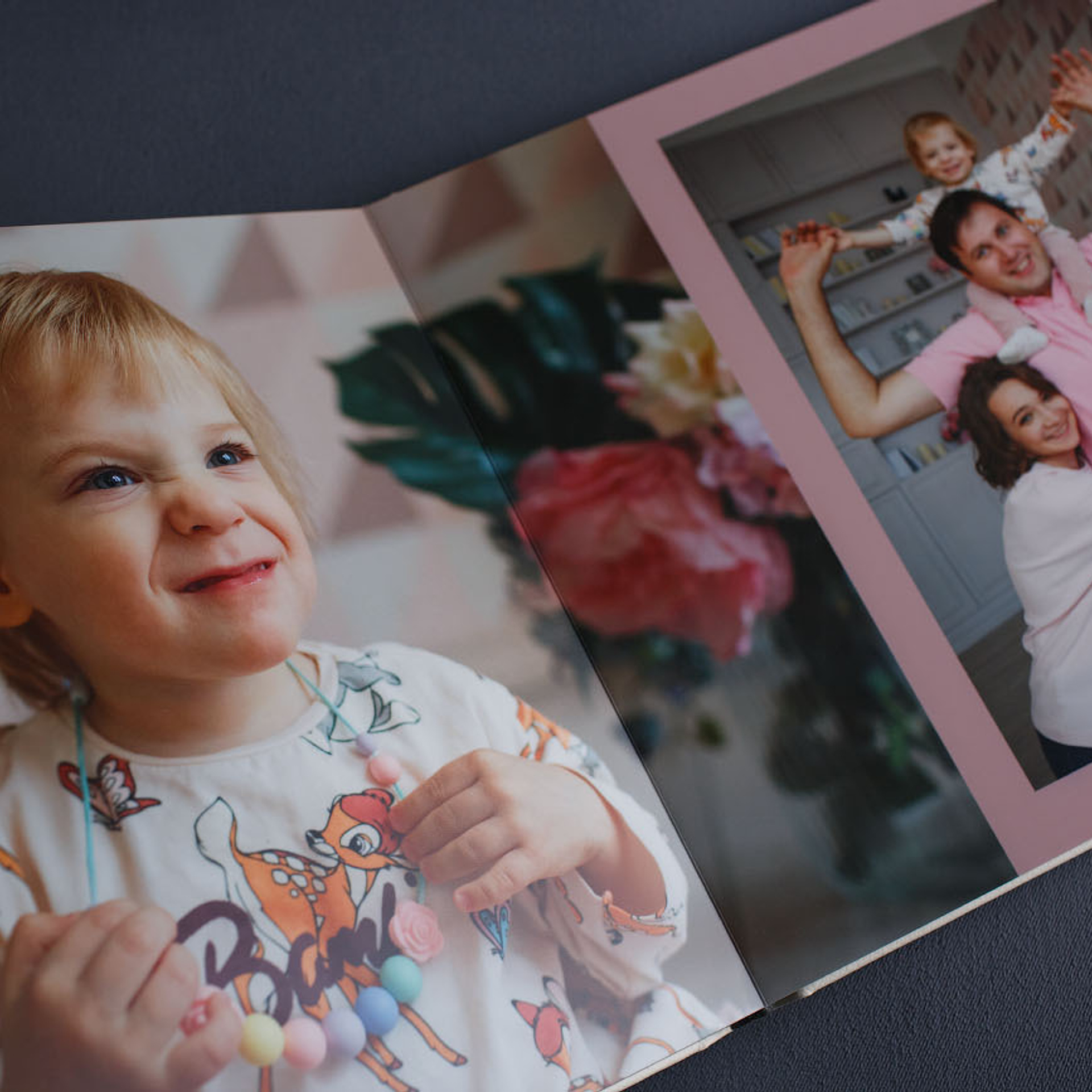 Фотокнига с тиснением на обложке. Фотограф в Москве Татьяна Байкова