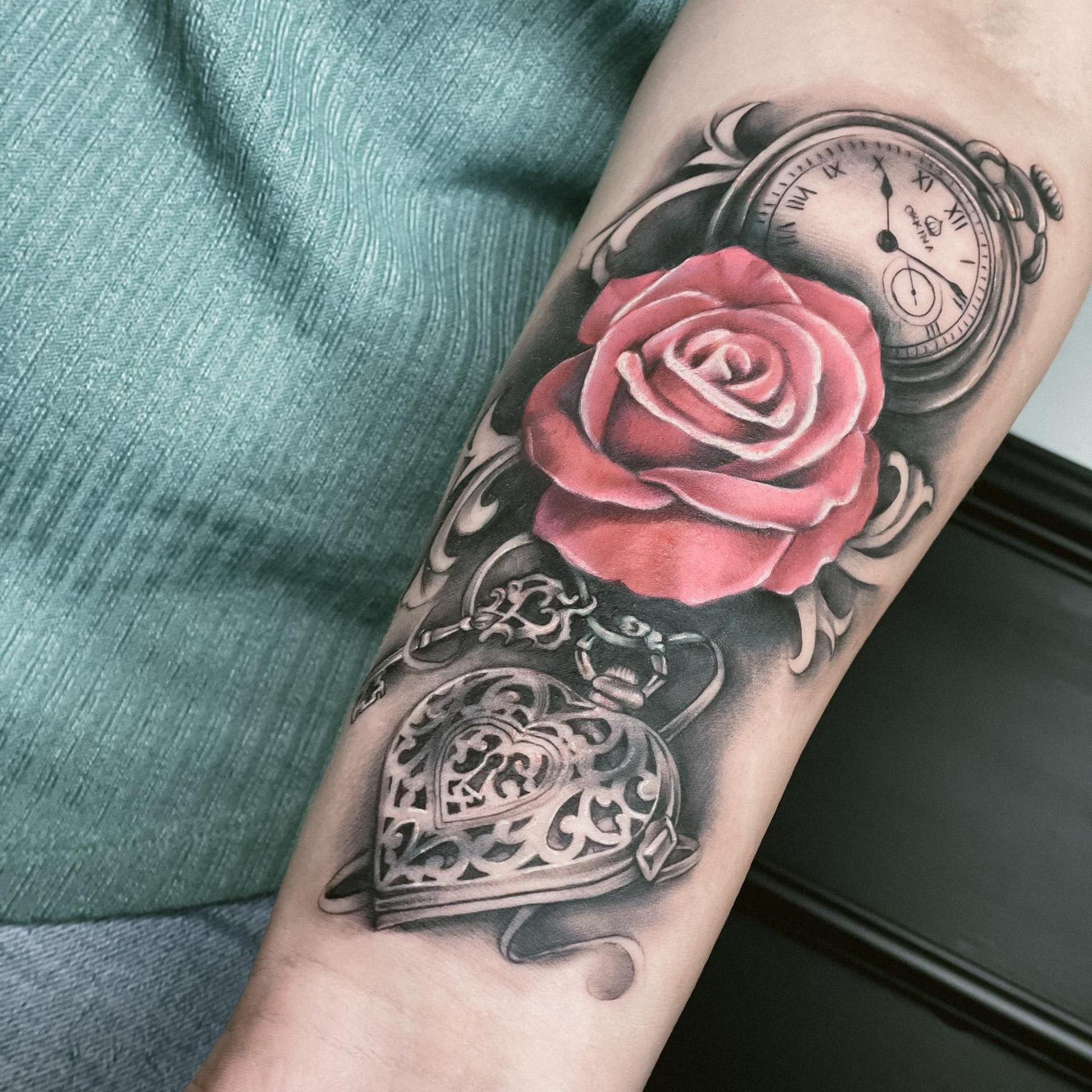 Татьяна Мухина. Обучение тату Хабаровск. Диплом гос.образца. татуировки Хабаровск