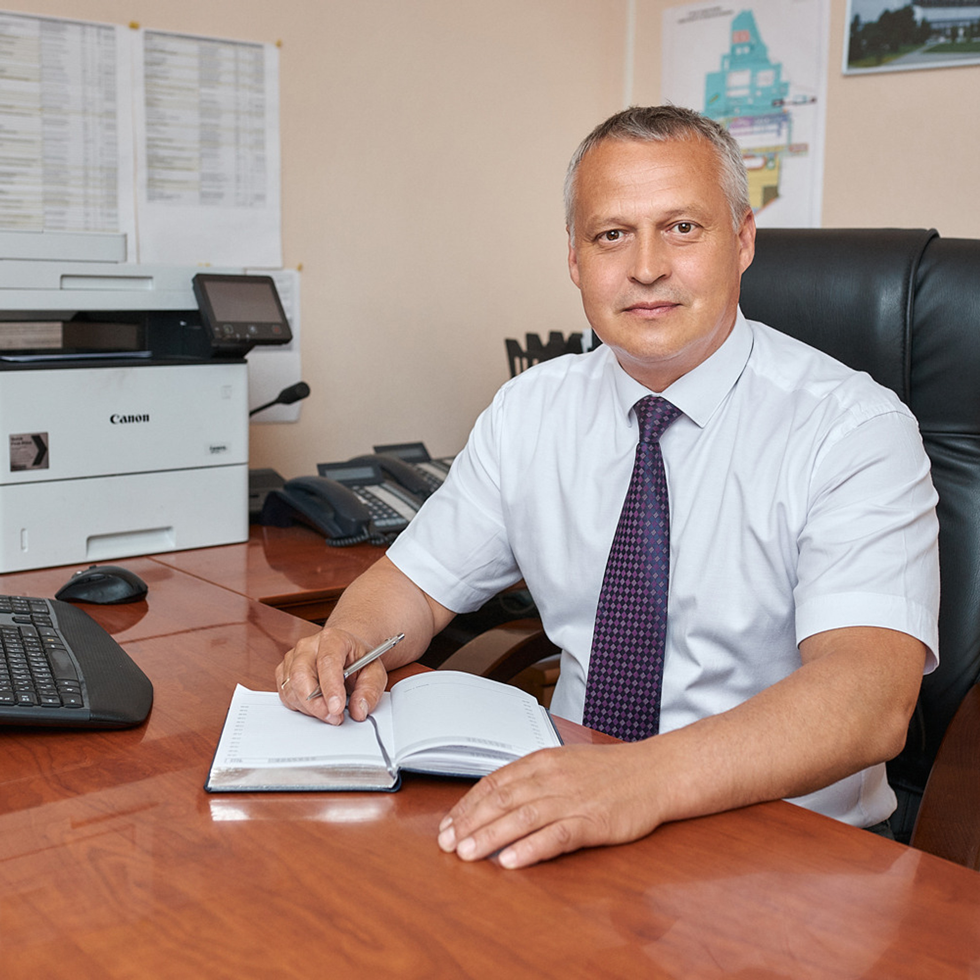 БИЗНЕС ПОРТРЕТ. Фотограф Валерий Савиовский