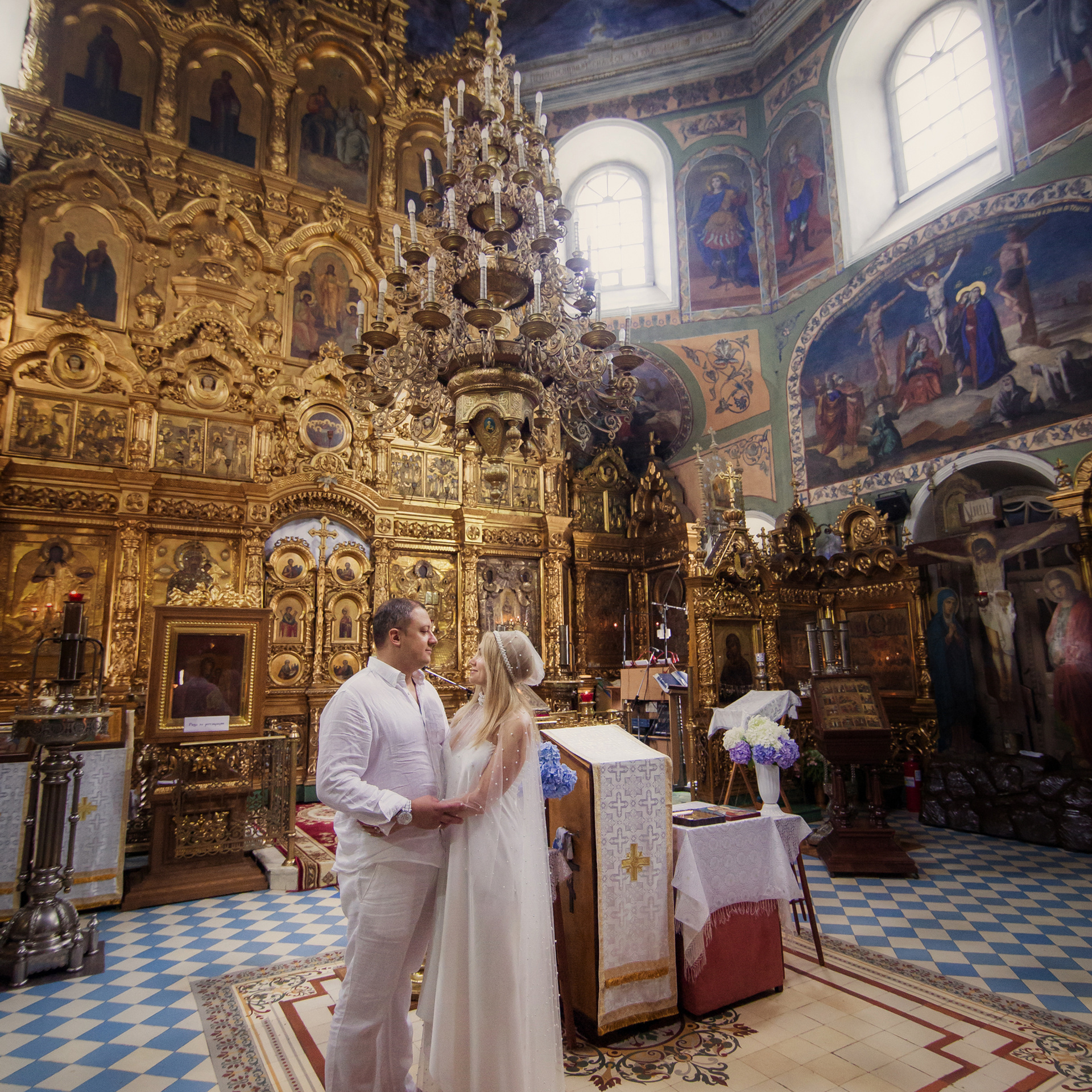 Trauung in der orthodoxen Kirche. Fotografin in München Dasha Antipina