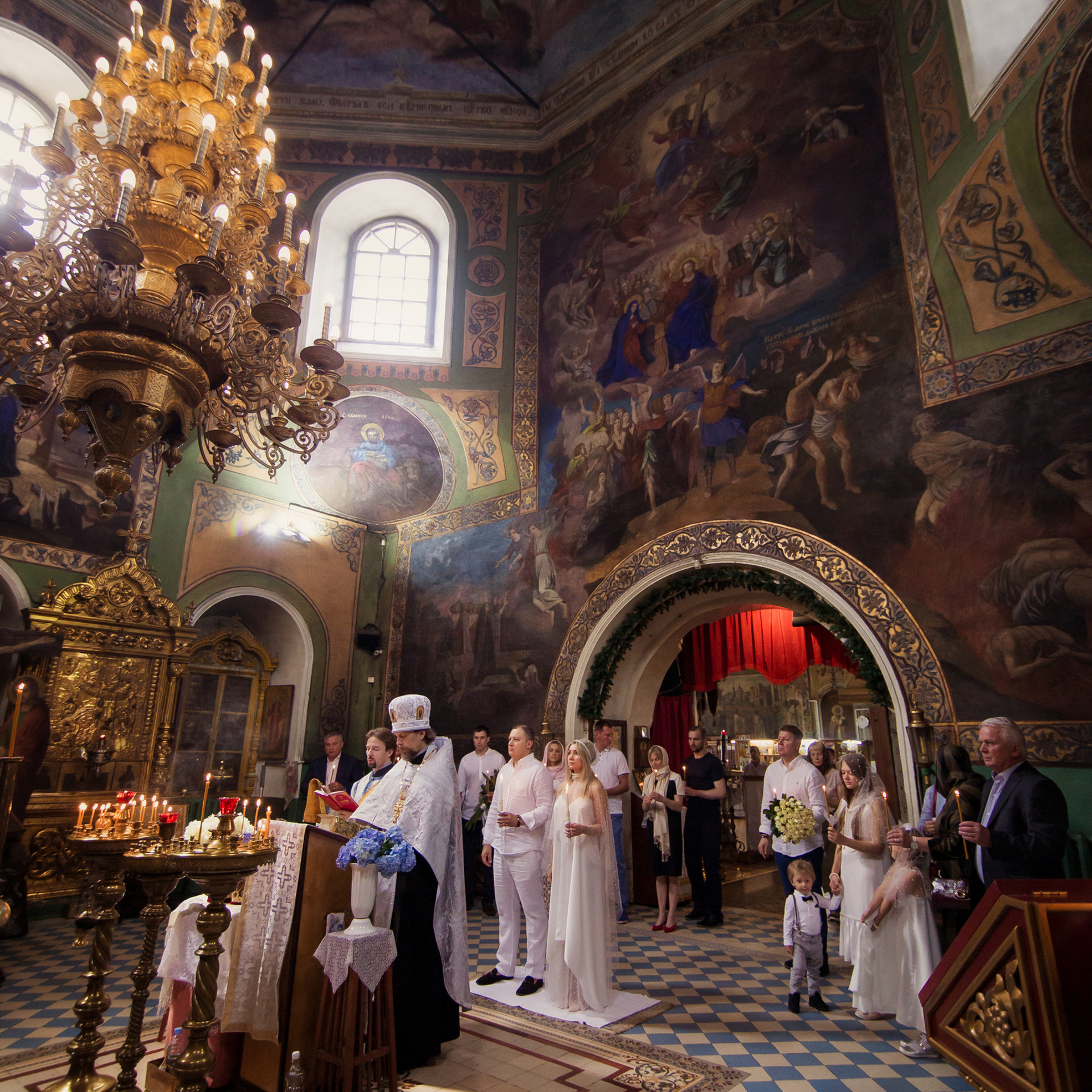 Trauung in der orthodoxen Kirche. Fotografin in München Dasha Antipina