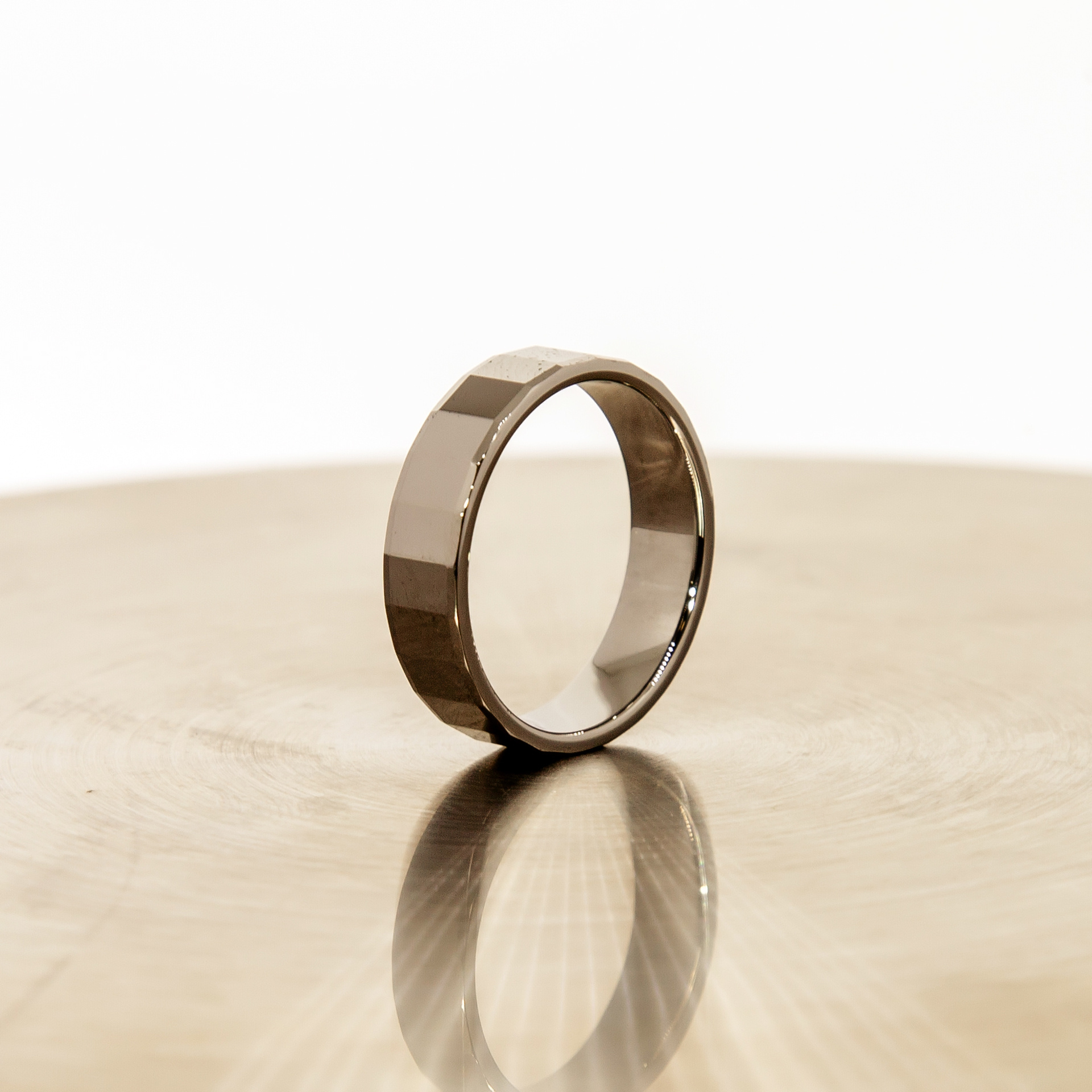 Предметная съемка украшений для компании ZОСС. AGarte: фото- и видео съемка в СПб и Москве