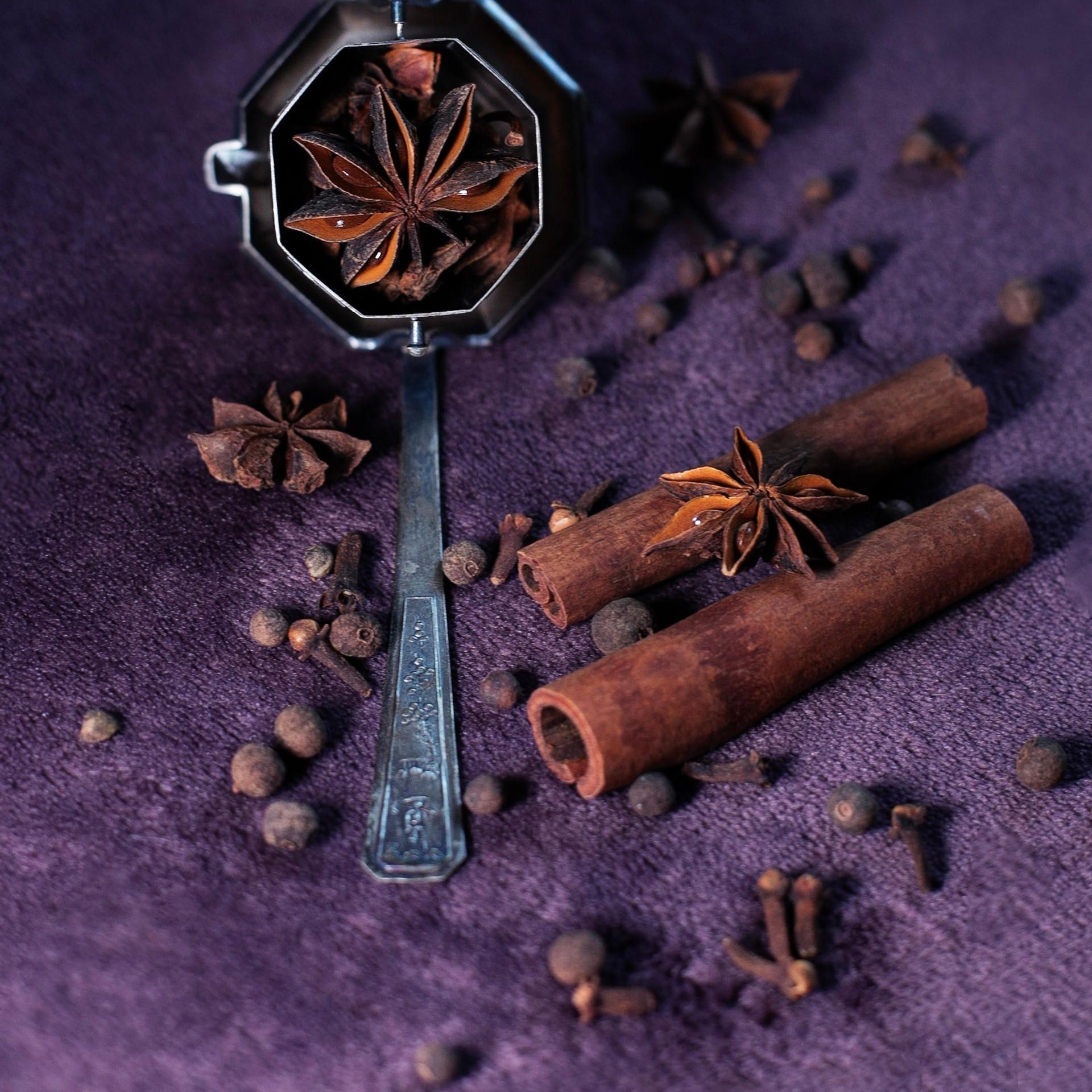 Предметы и цвет. Фотограф-портретист в Москве