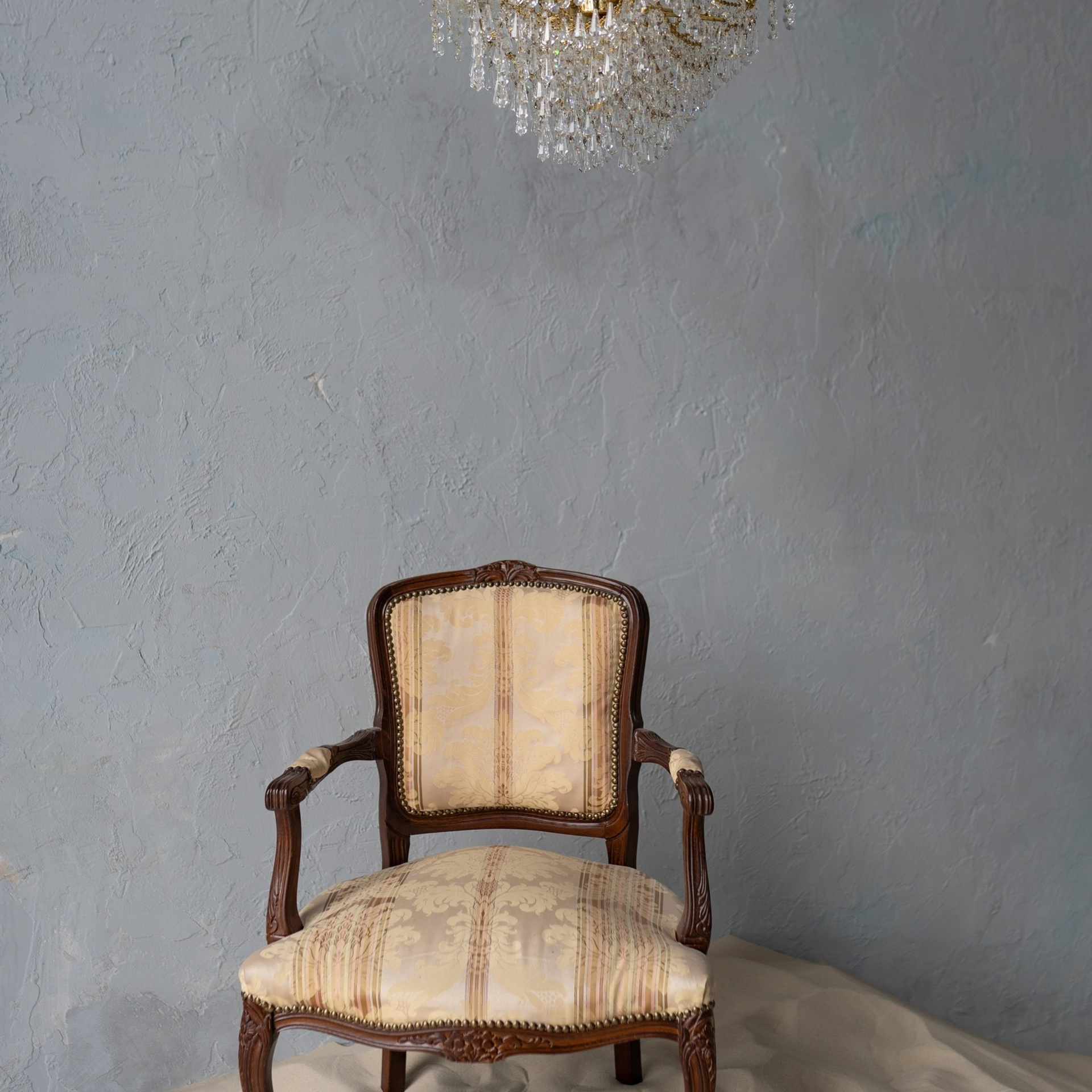 Актуальные фотостудии Самары: аренда, новогодние локации, услуги фотографа