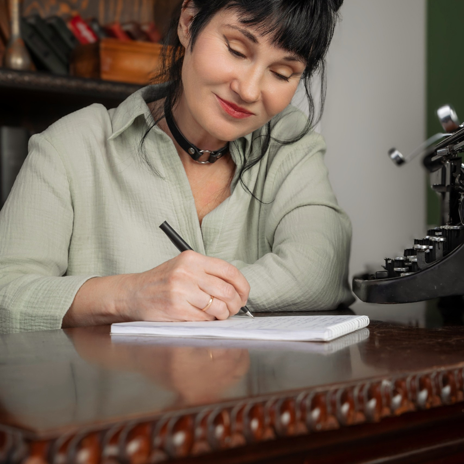 Контент-съёмка для писательницы Ольги Шпакович. Фотограф_Петербург