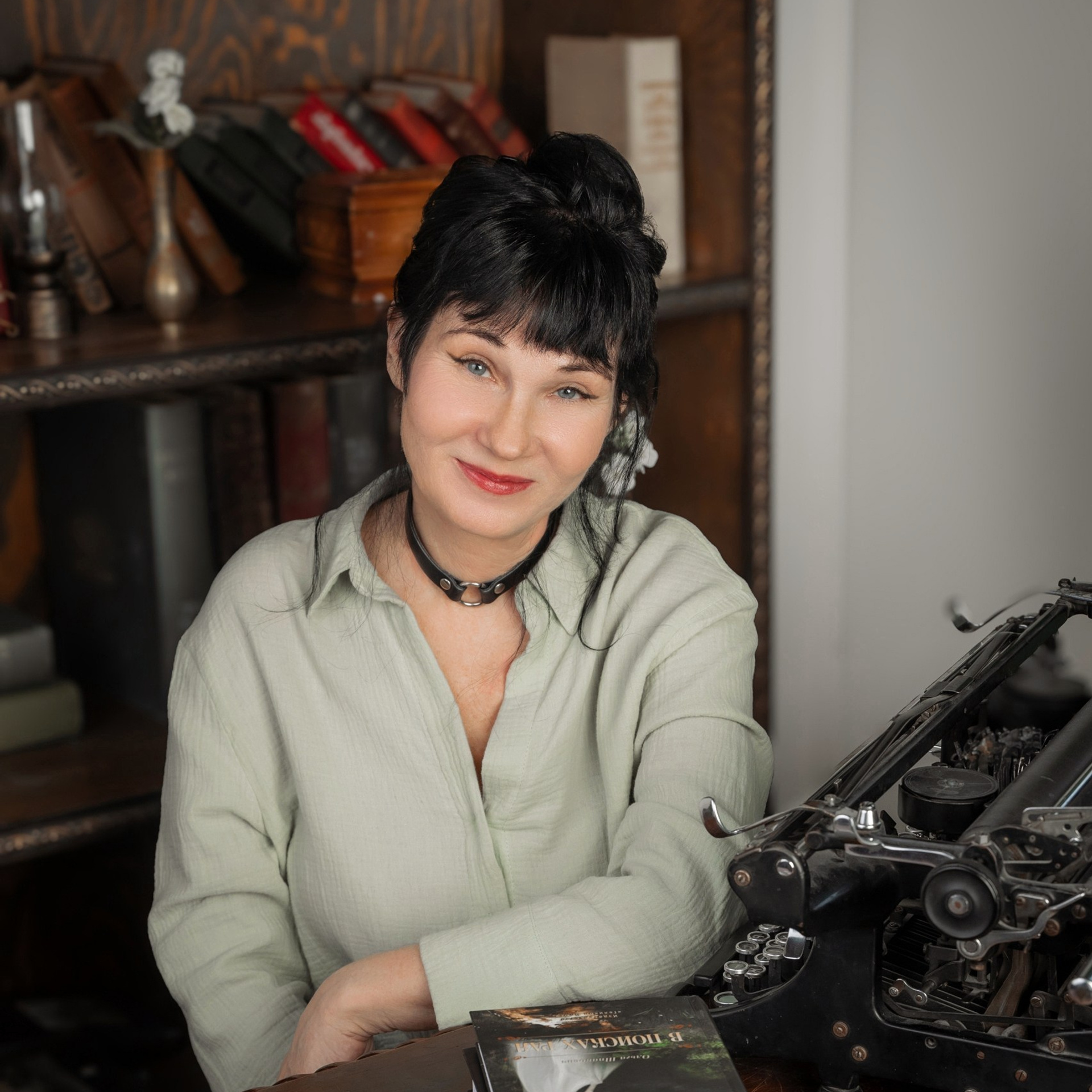 Контент-съёмка для писательницы Ольги Шпакович. Фотограф_Петербург