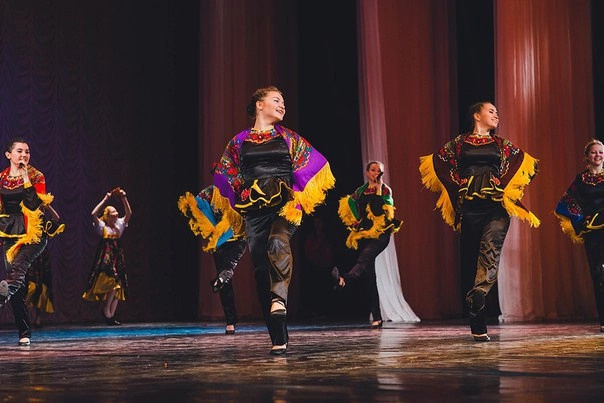 Танцевальный костюм. Пошив театральных и сценических костюмов в СПб