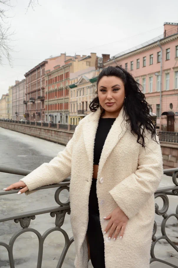 Фотопрогулка Надежды. Студийный и портретный фотограф в САНКТ-ПЕТЕРБУРГЕИрина Махаон