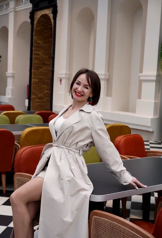 Анастасия. Студийный и портретный фотограф в САНКТ-ПЕТЕРБУРГЕИрина Махаон