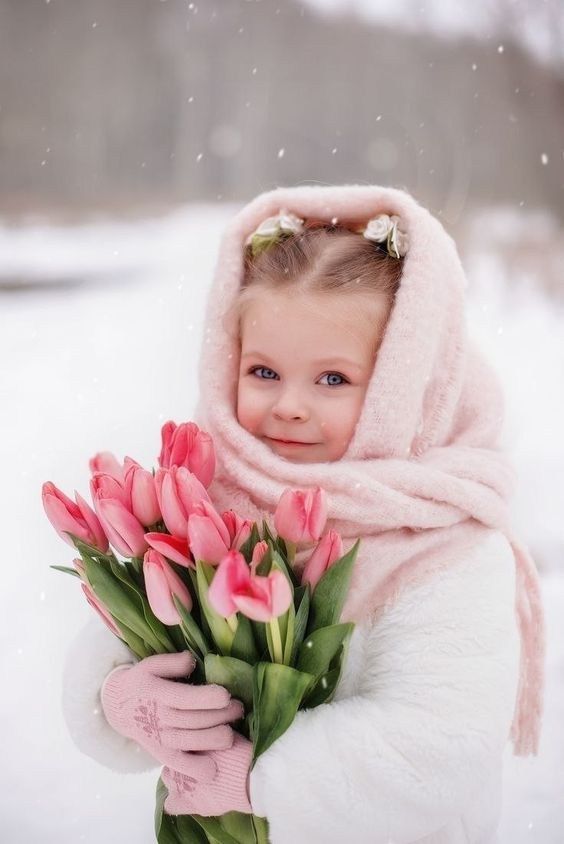 Тюльпаны на улице. Фотограф в Екатеринбурге Юлия Ташлыцкая