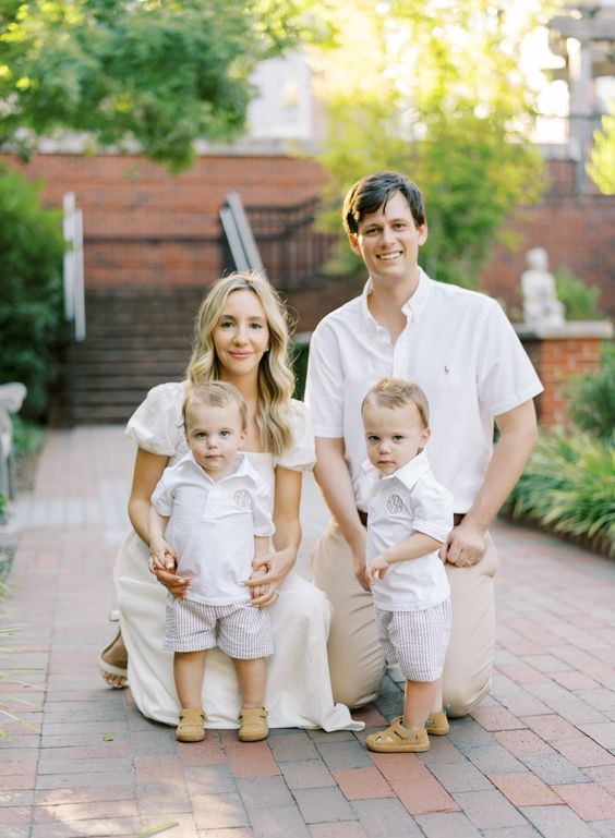 ПИКНИК. ПАРК. ПОЛЕ. СЕМЬЯ. ЛЕТО