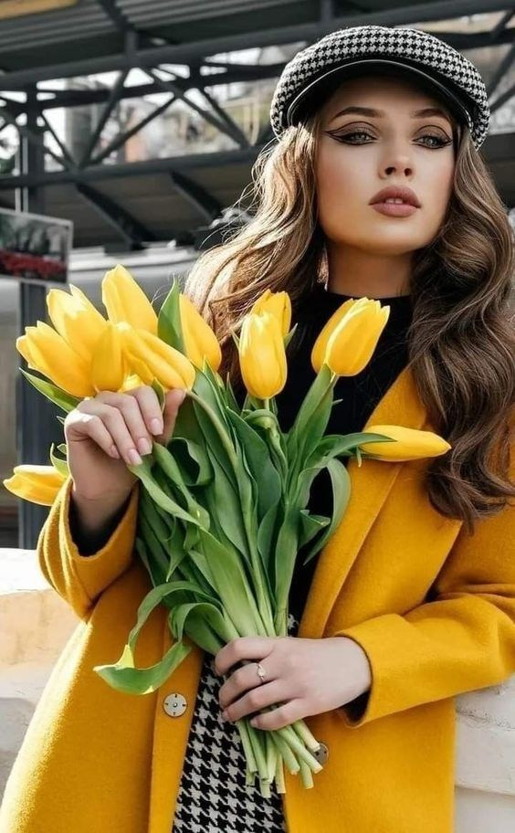 Тюльпаны на улице. Фотограф в Екатеринбурге Юлия Ташлыцкая