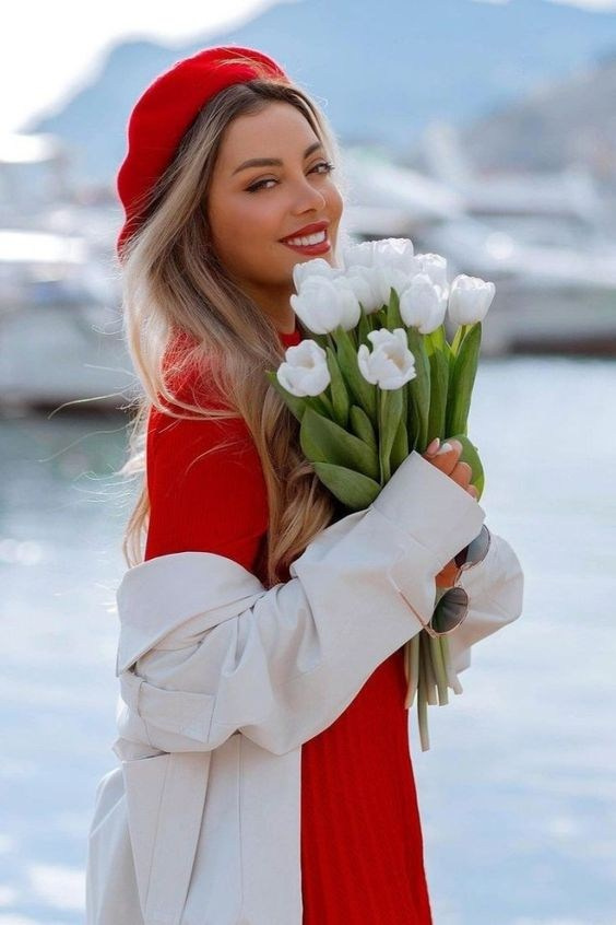 Тюльпаны на улице. Фотограф в Екатеринбурге Юлия Ташлыцкая