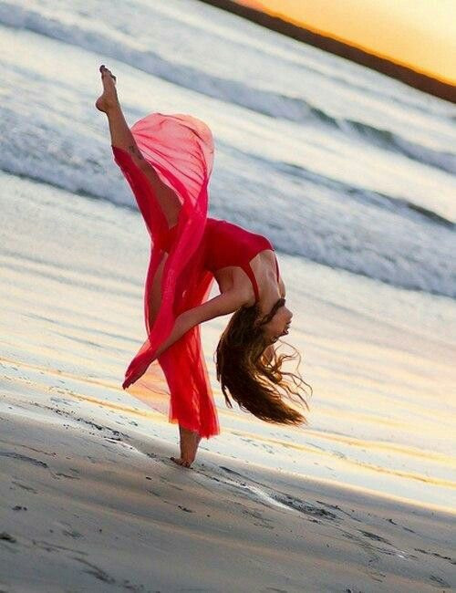 Танец на песке. Фотограф в Екатеринбурге Юлия Ташлыцкая